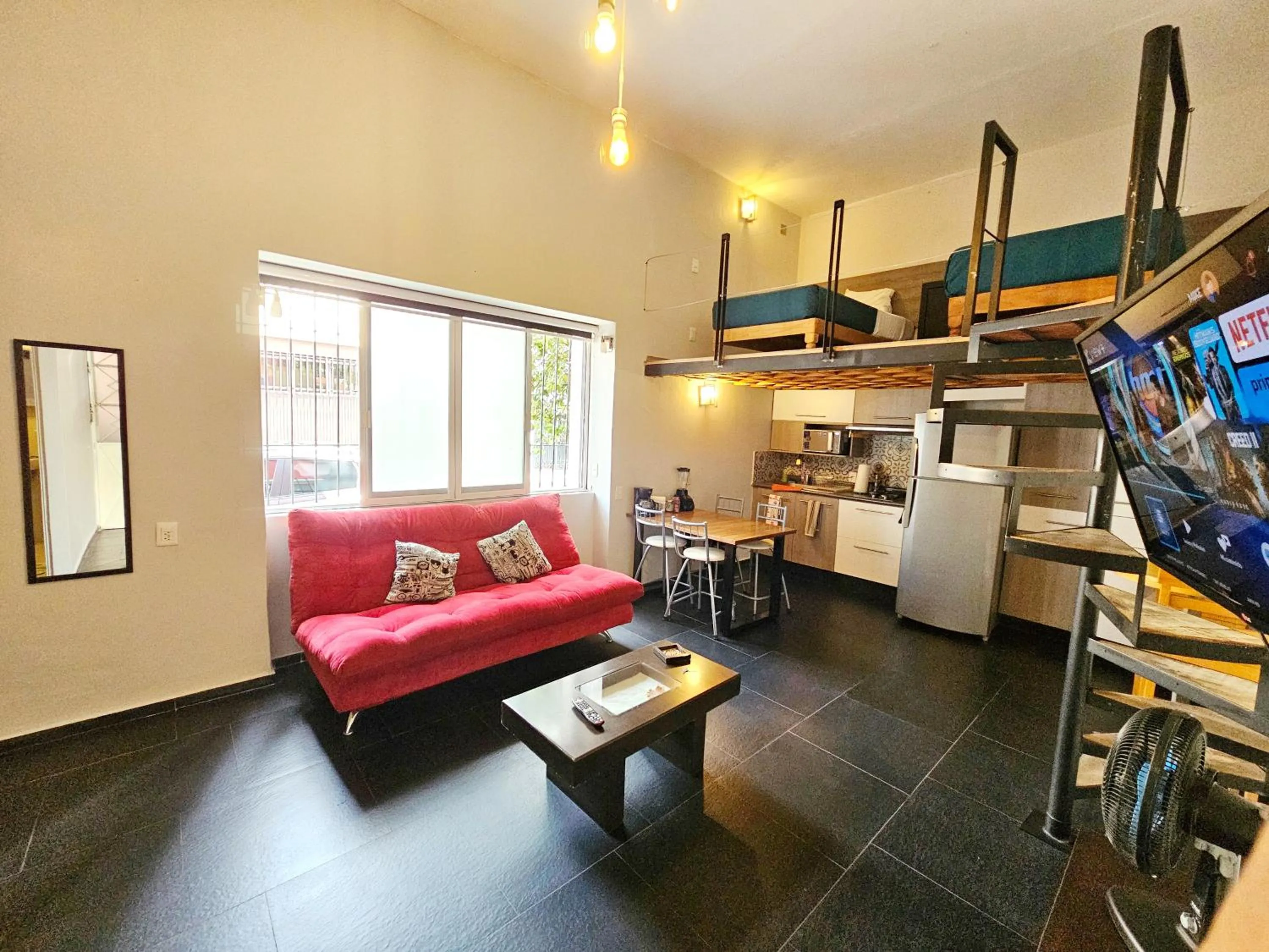 TV and multimedia in Hotel del Refugio