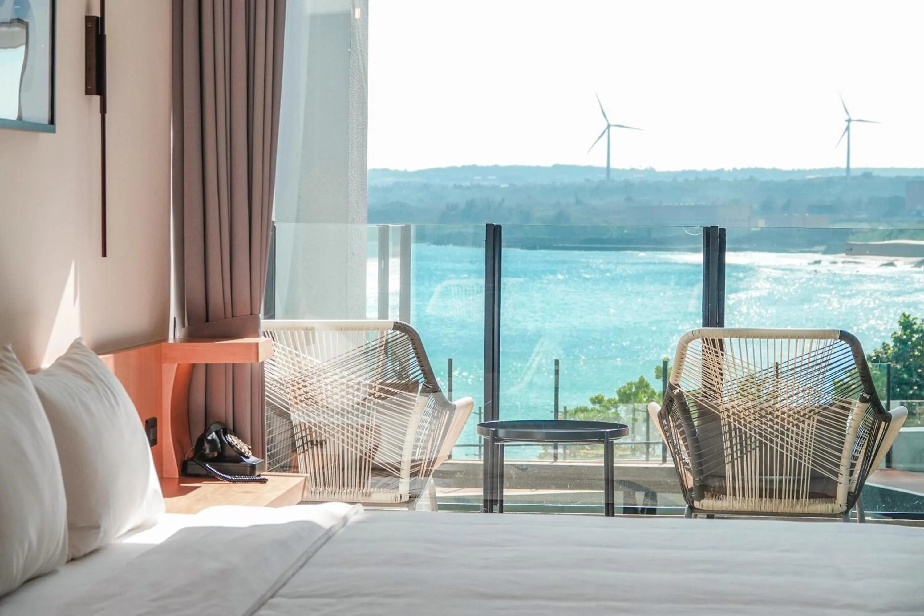 Patio, Bed in Sunshine Liv.