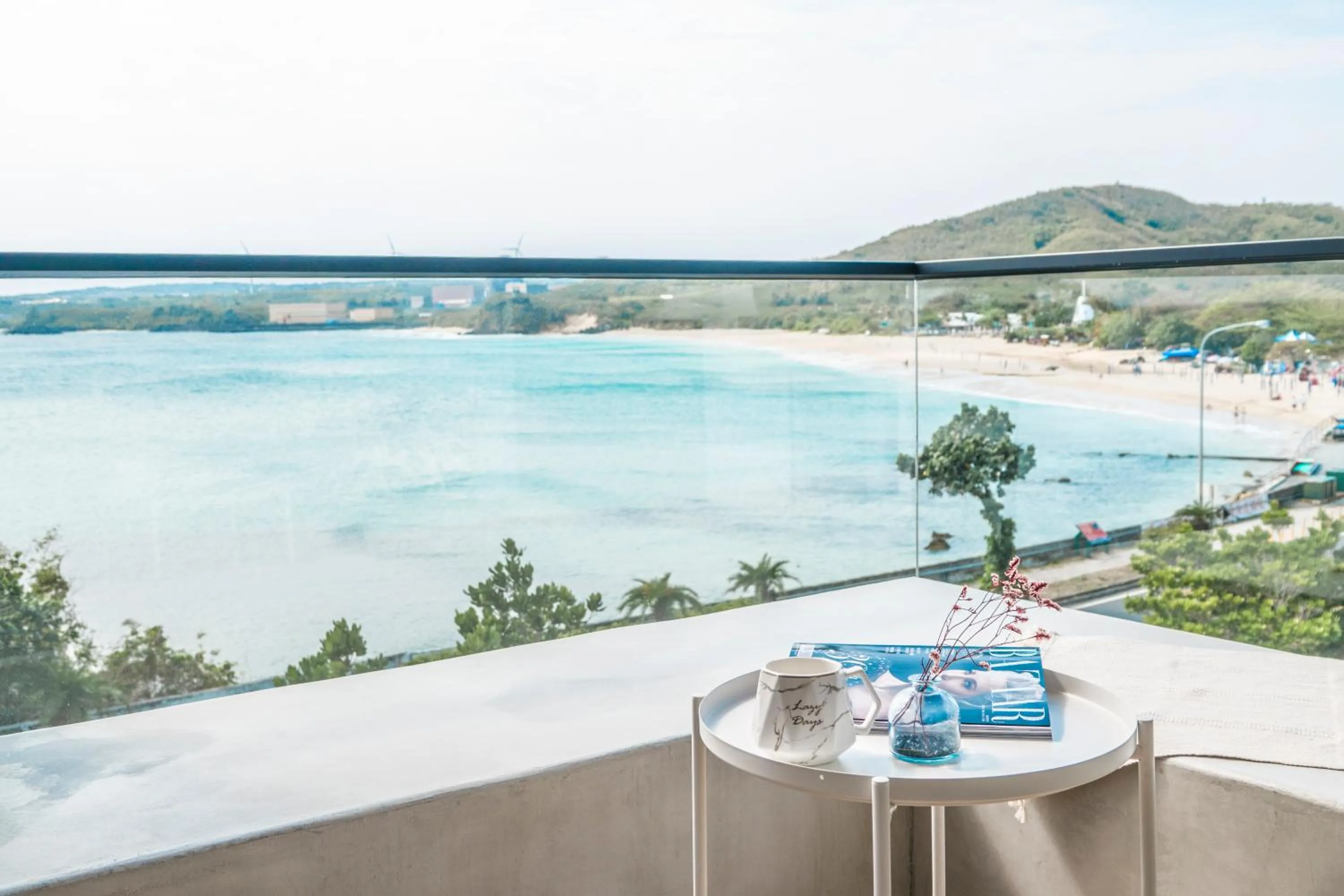 Sea view in Sunshine Liv.