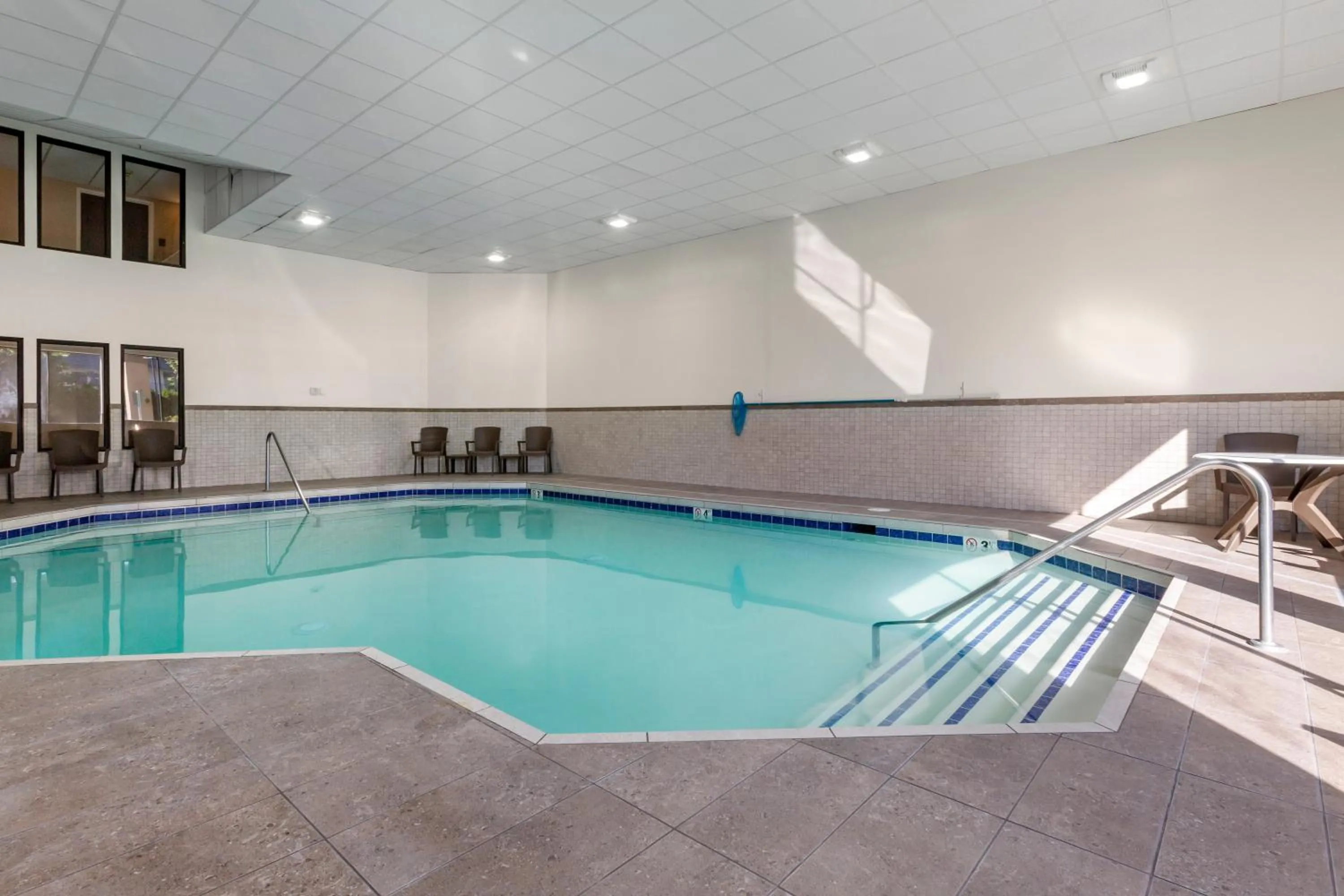 Swimming pool in Comfort Inn & Suites Coeur d'Alene