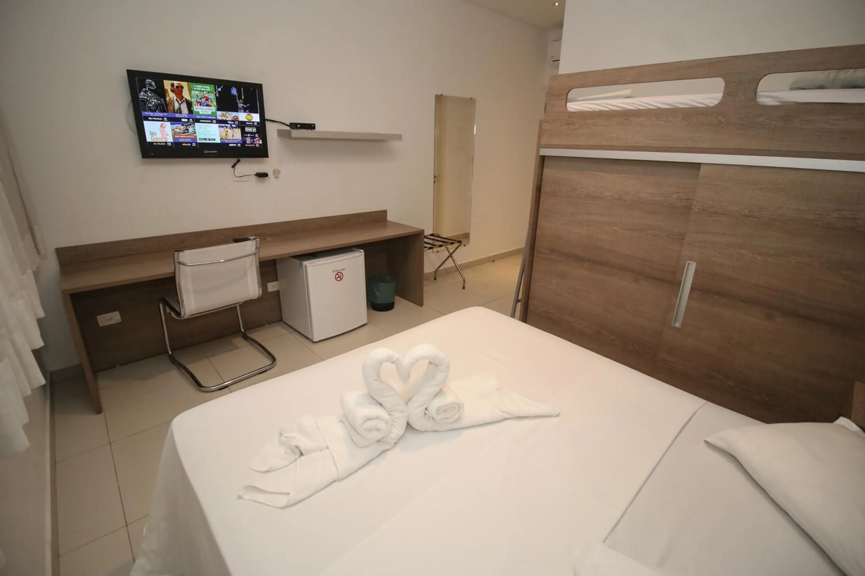 Photo of the whole room, Bed in Hotel da Praça