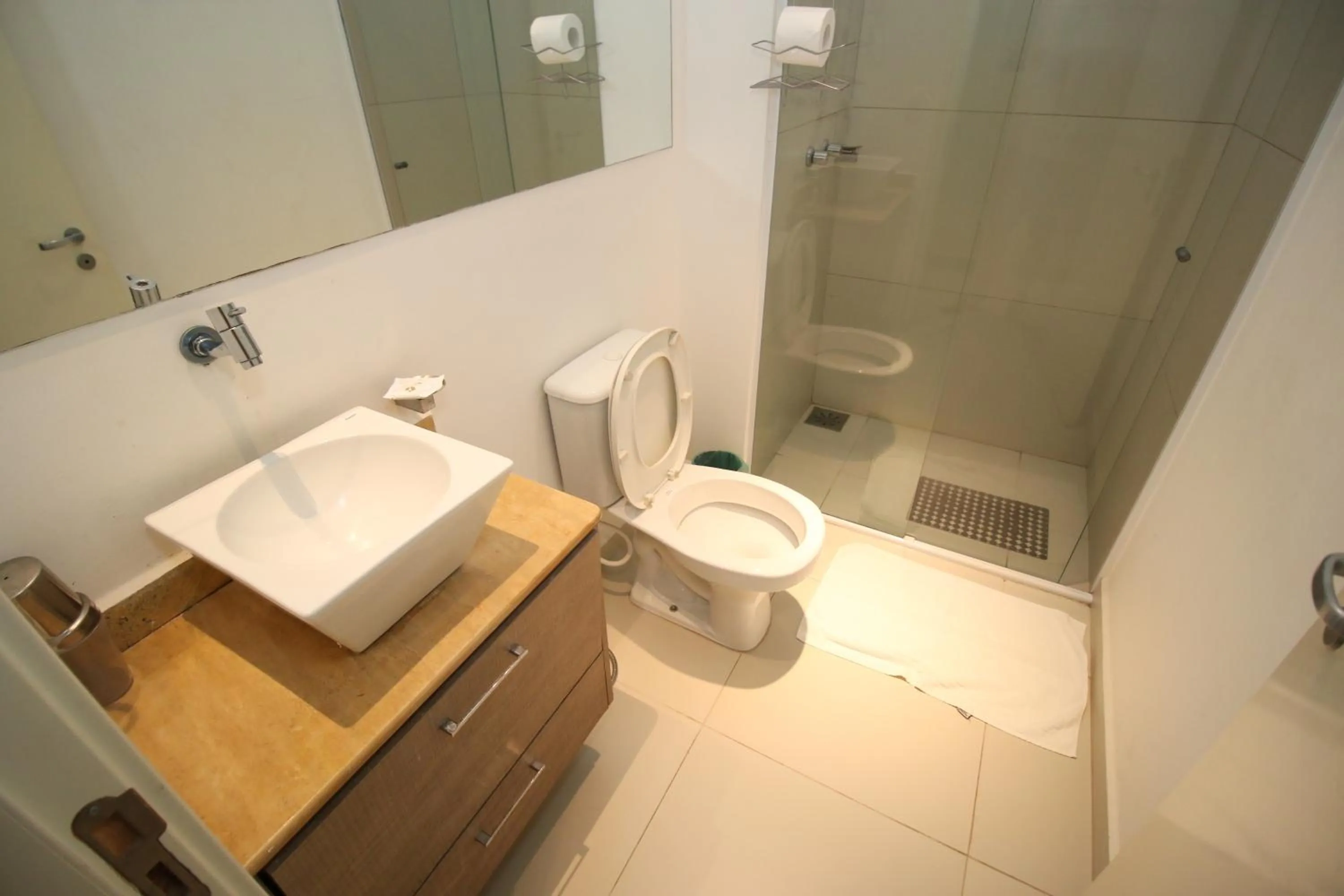 Bathroom in Hotel da Praça