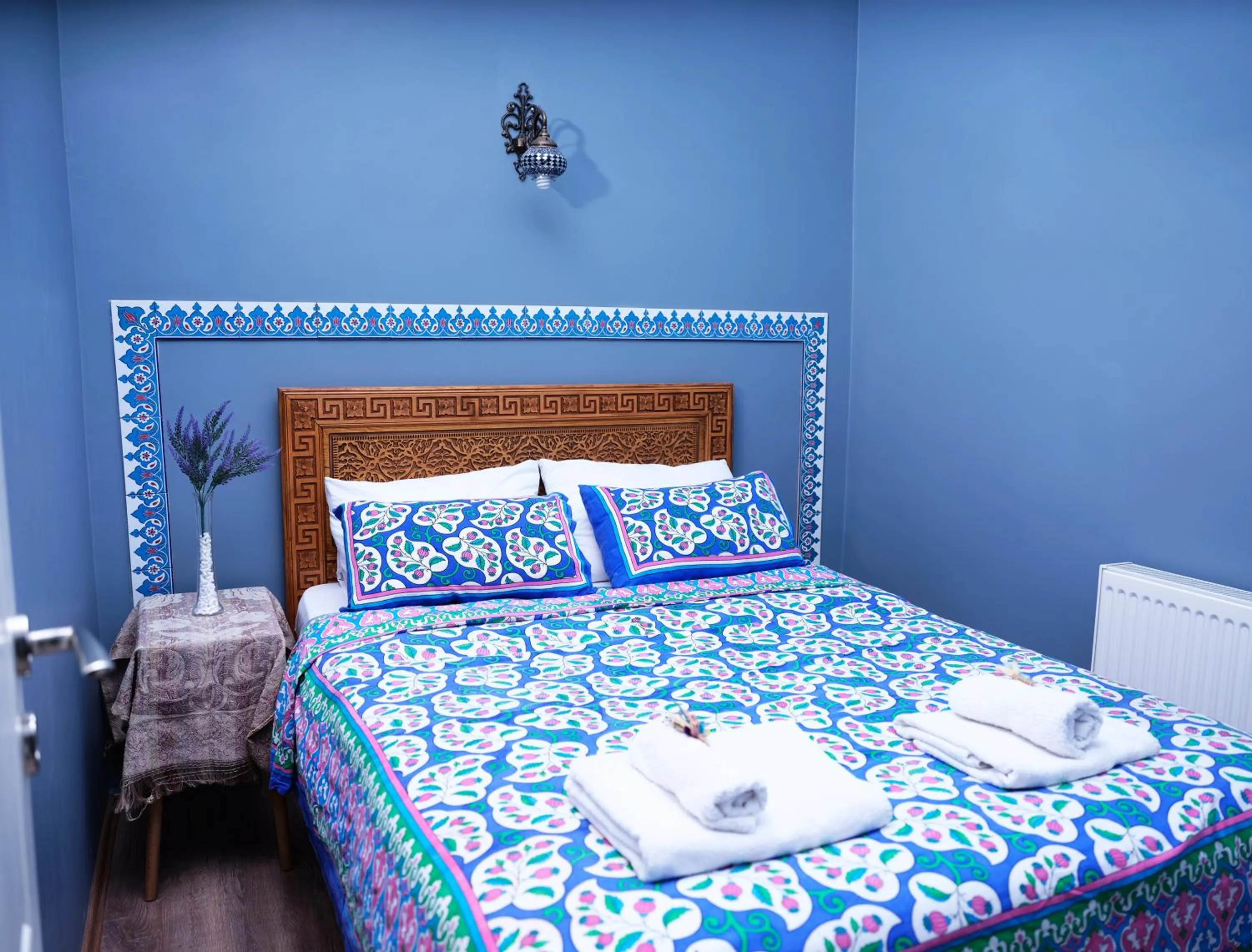 Bed in Elele Boutique Aparts