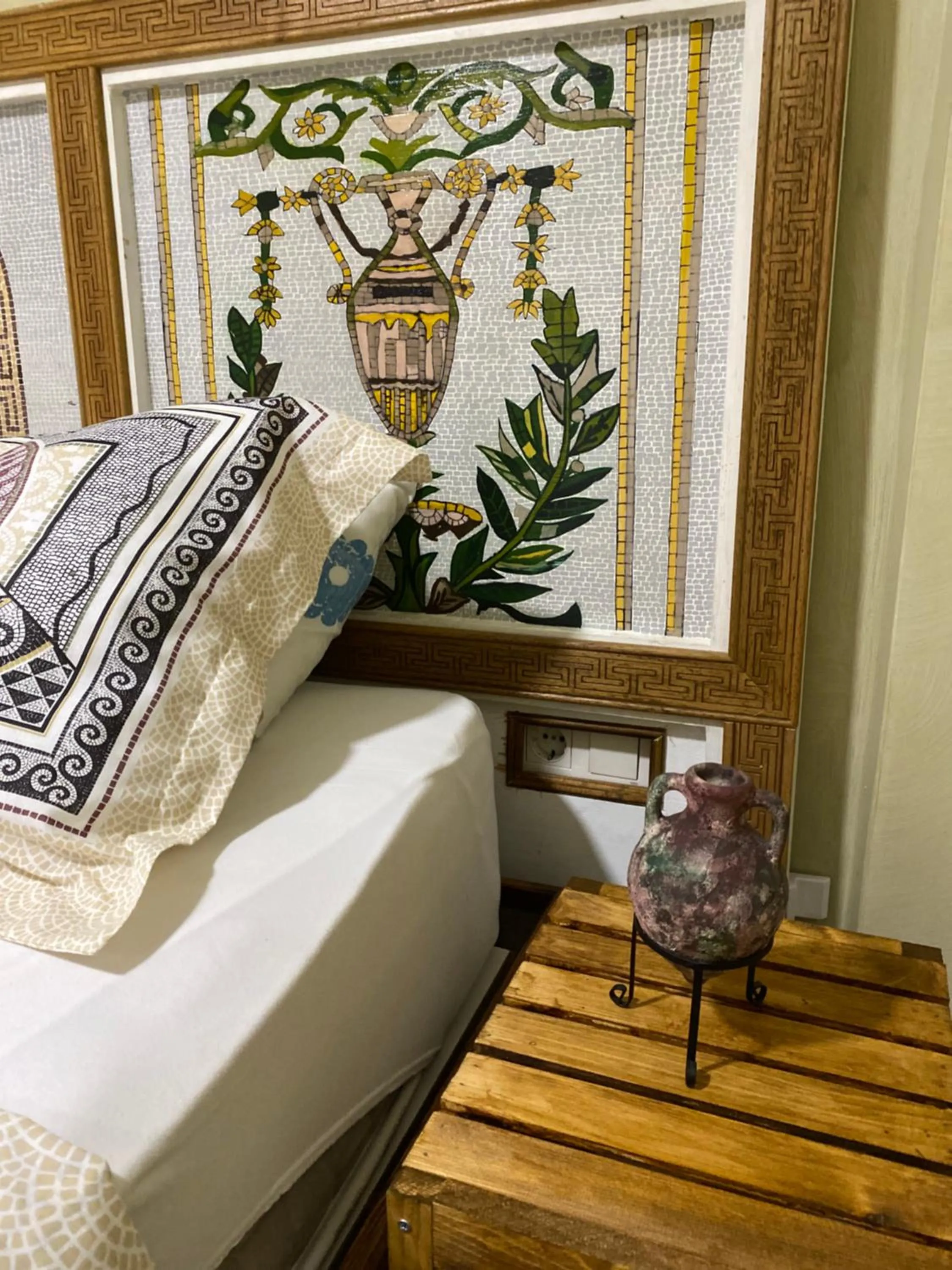 Bed in Elele Boutique Aparts