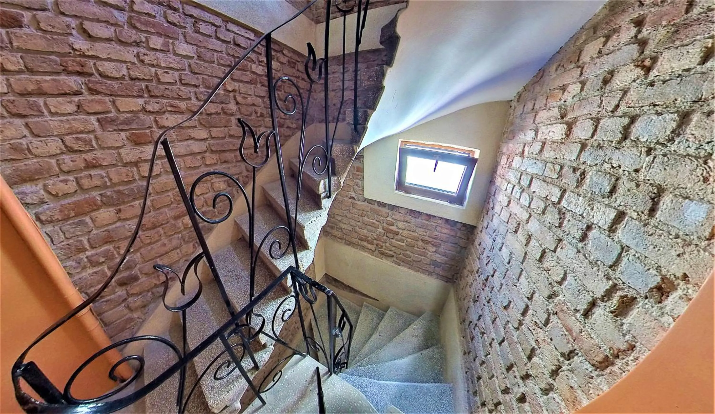 Elele Boutique Aparts