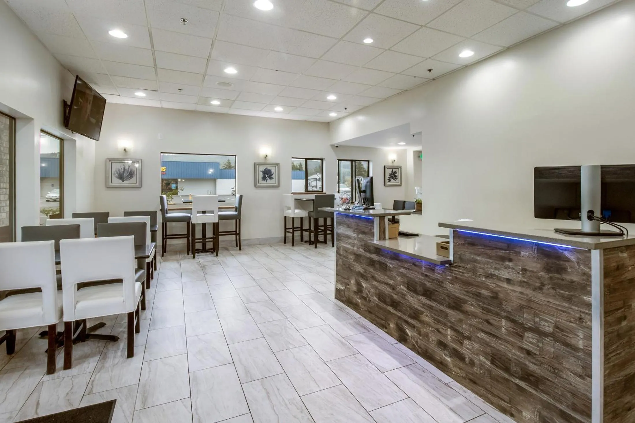Lobby or reception in Red Lion Inn & Suites Seaside