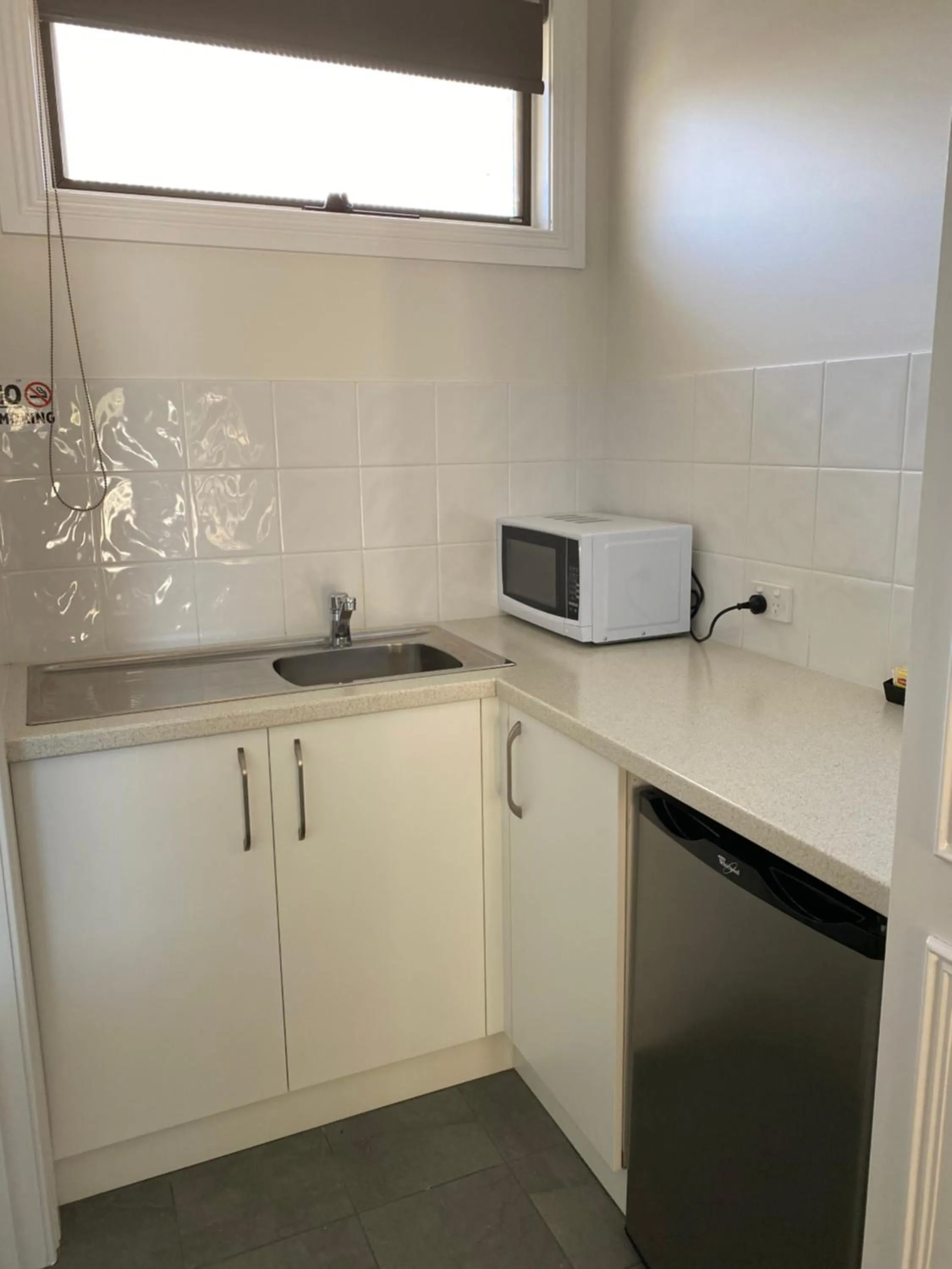Kitchen or kitchenette in Campaspe Lodge