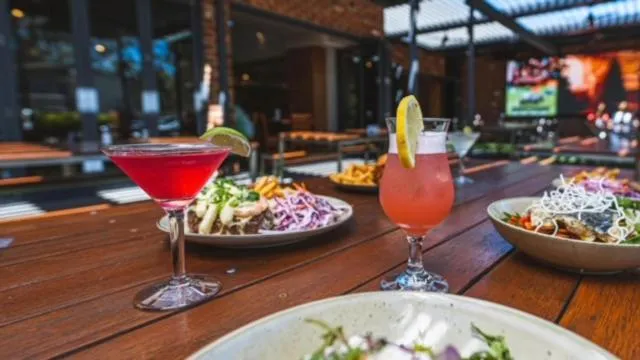 Restaurant/places to eat in Campaspe Lodge