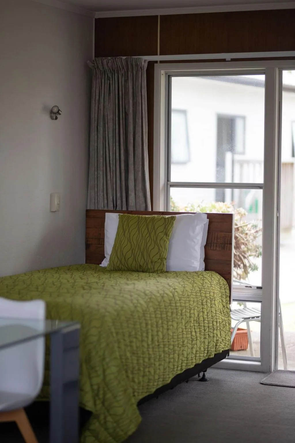 Bed in Peninsula Motel