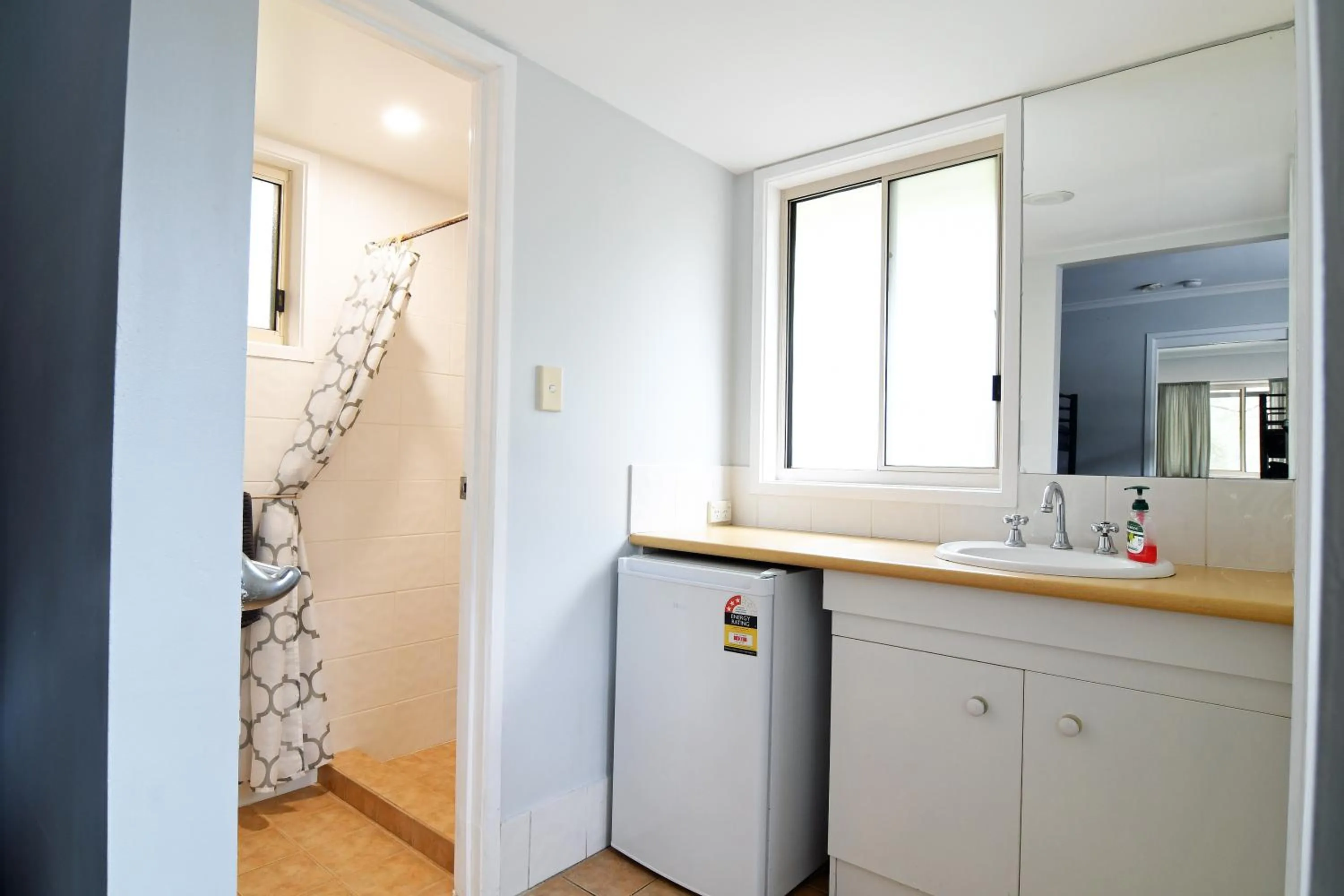 Shower in Kianinny Bush Cottages