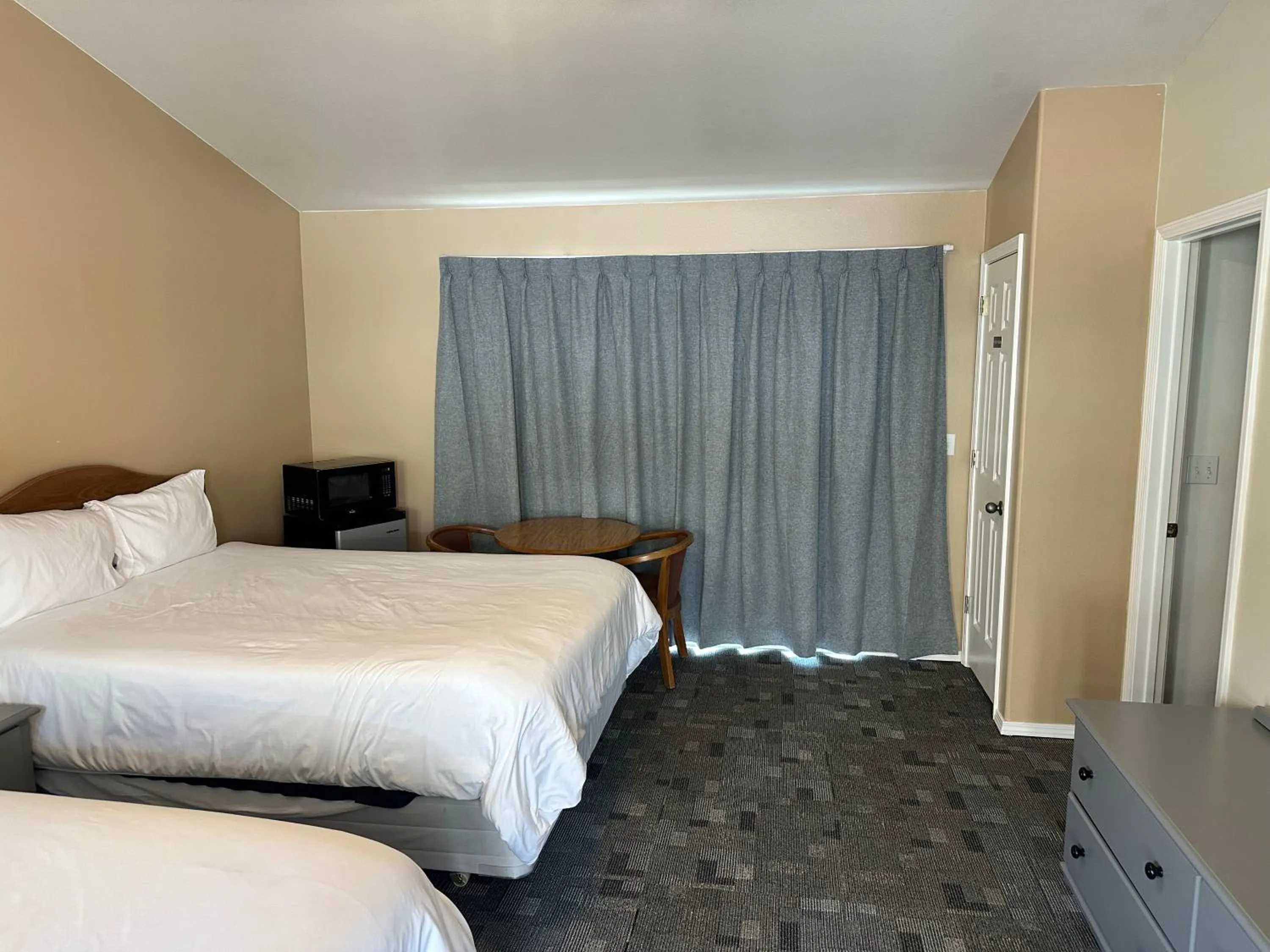 Bed in Meadowcliff Lodge Coleville