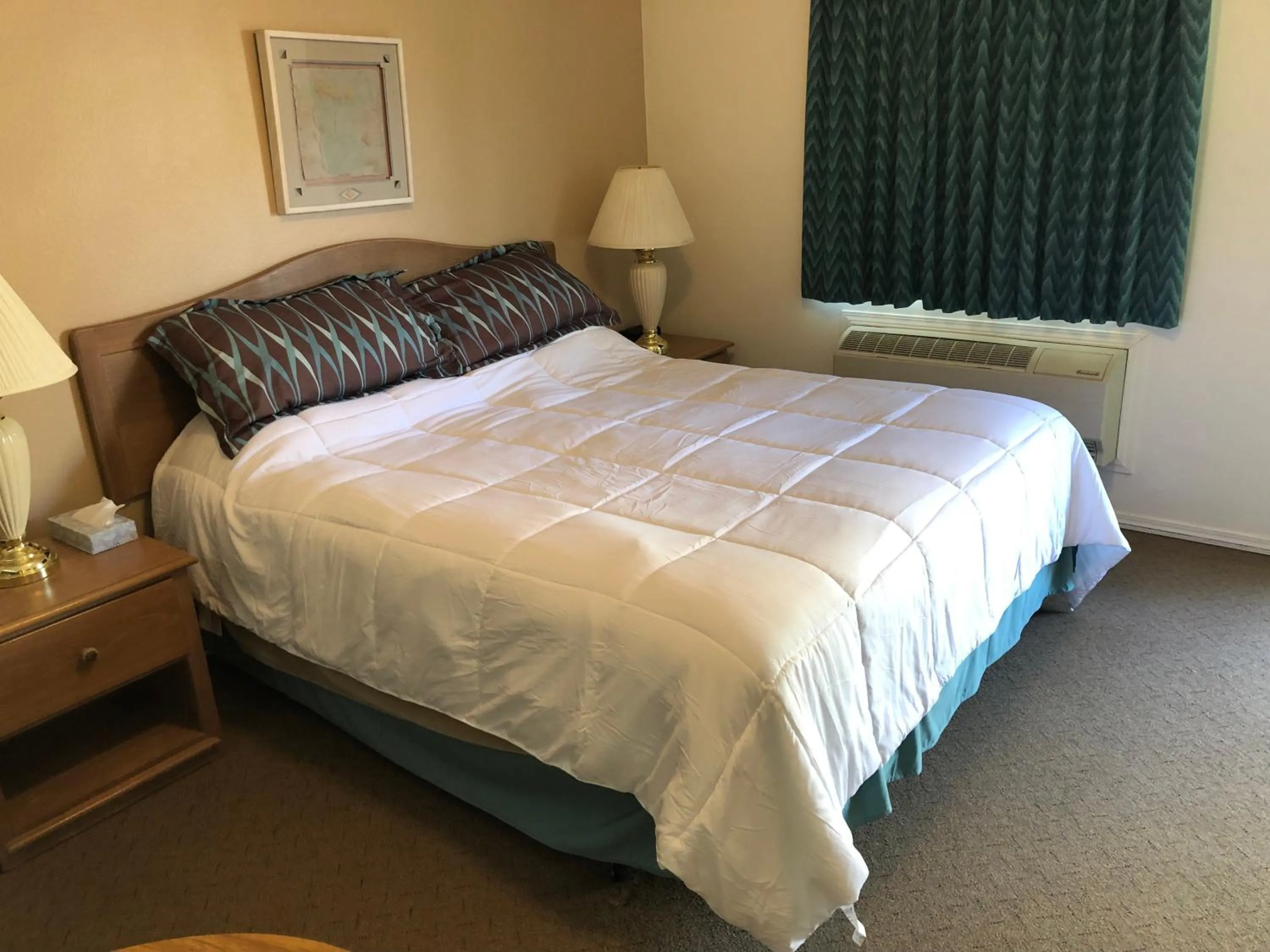 Bed in Meadowcliff Lodge Coleville