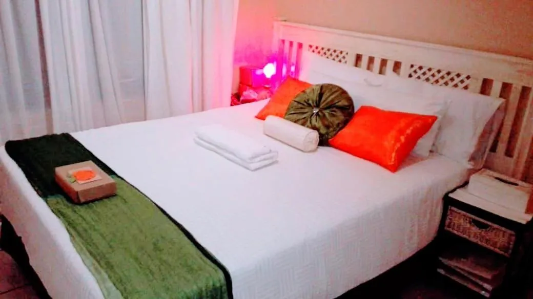 Bed in Reemaros Guest House