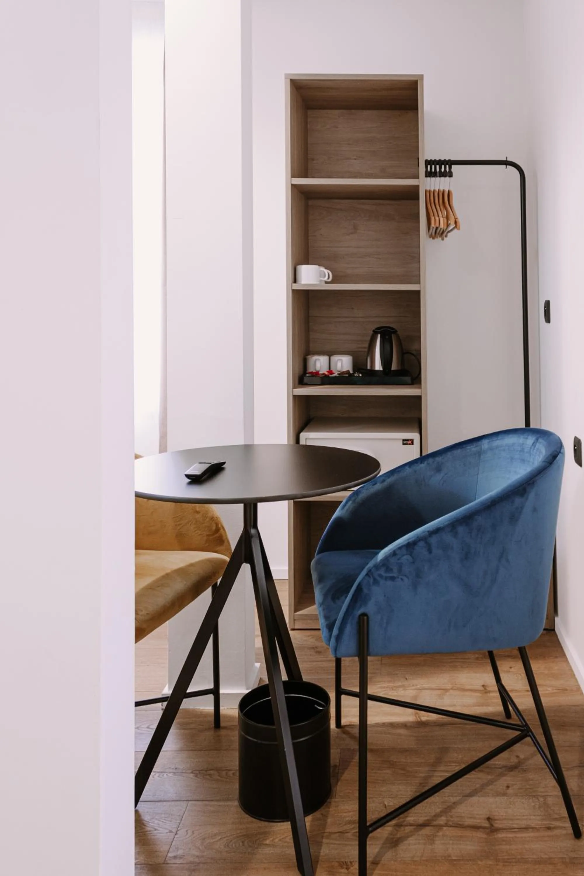 Coffee/tea facilities in ClapClap Hôtel, Food & Bar