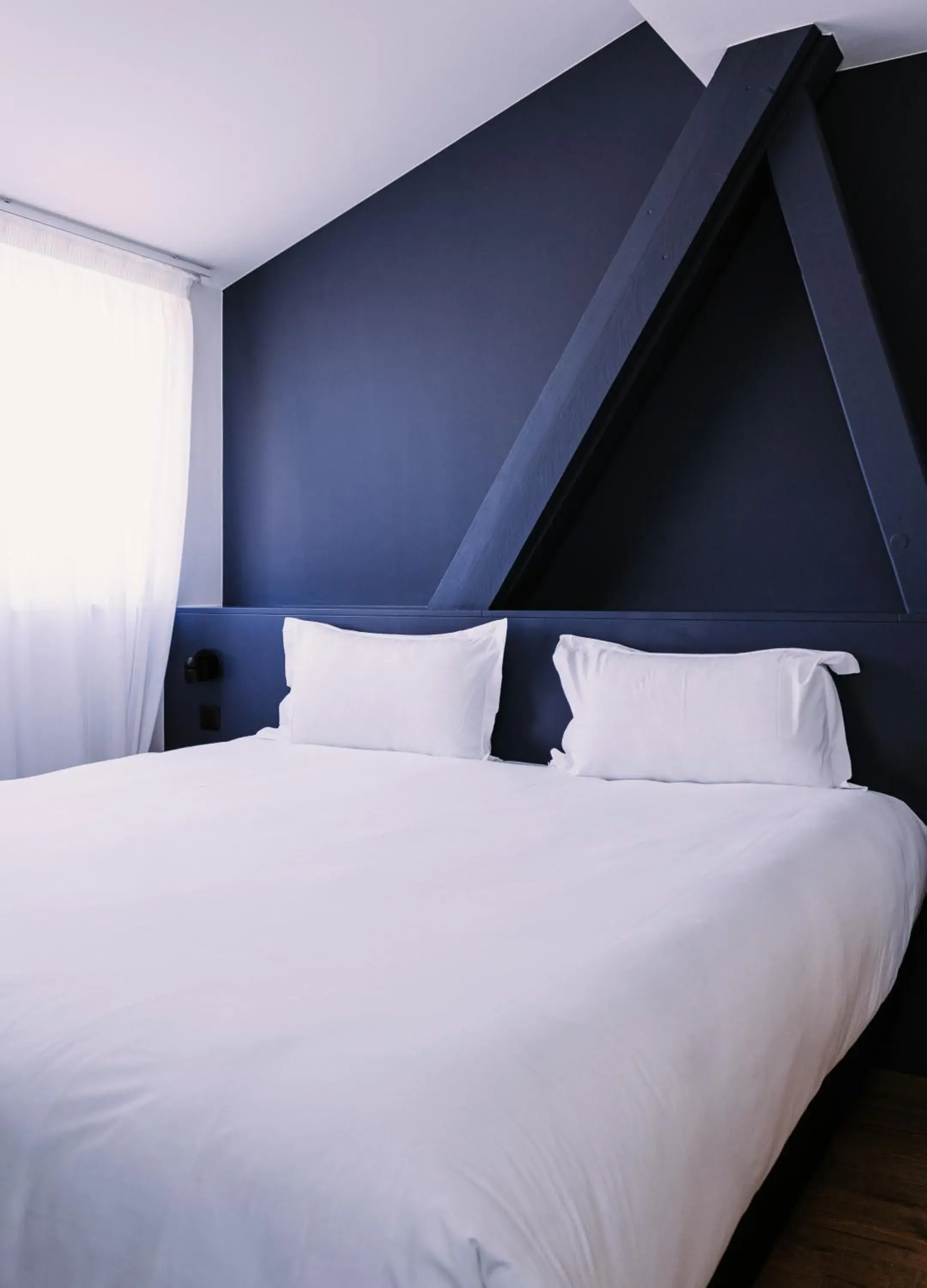 Duo in ClapClap Hôtel, Food & Bar Duo in ClapClap Hôtel, Food & Bar