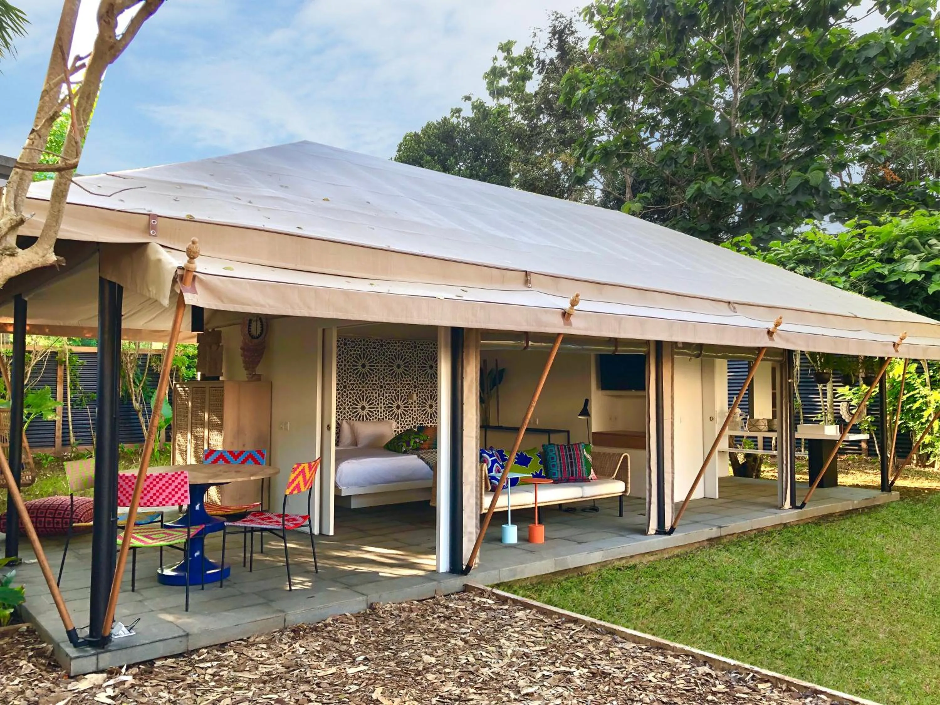 Spring in Origin Uluwatu