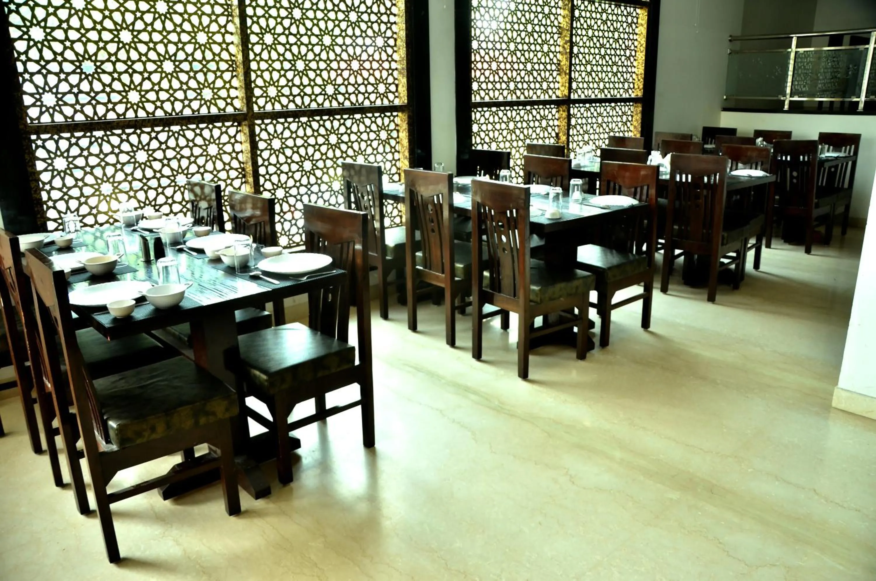 Restaurant/places to eat in Hotel Marc Royal