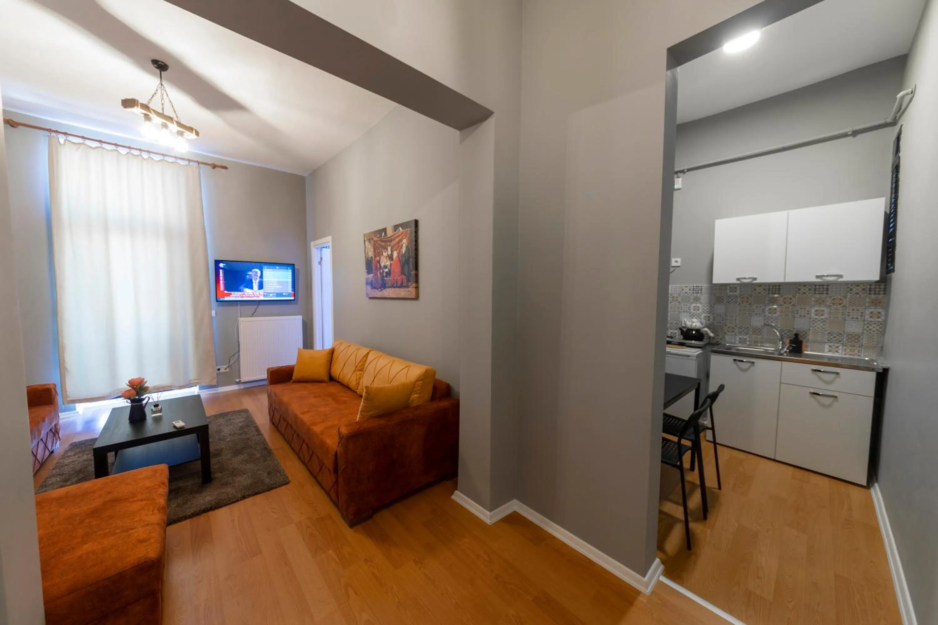 Communal lounge/ TV room in ROYAL TAKSIM SUITES