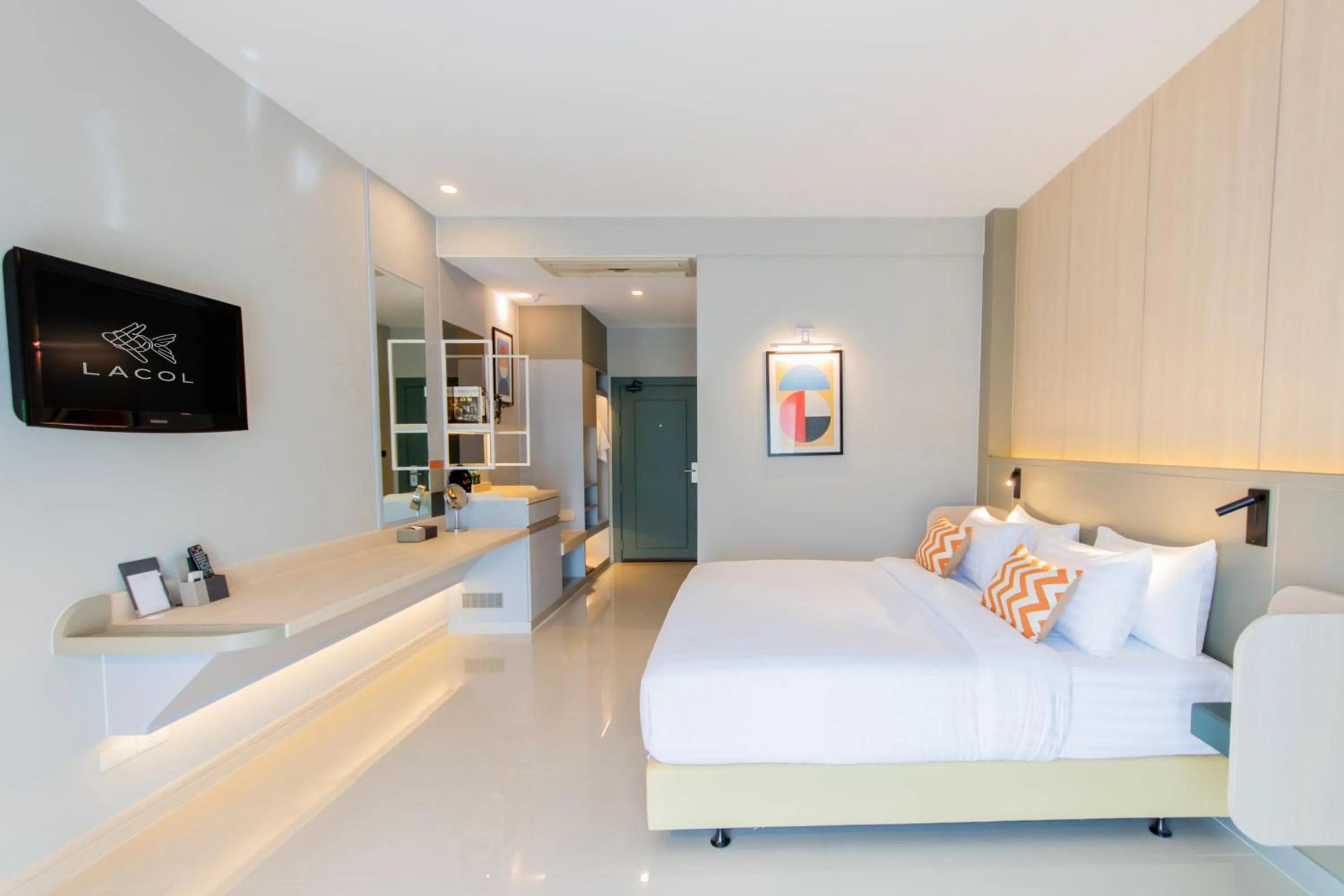 Bed in Lacol Khao Yai - A Chatrium Collection