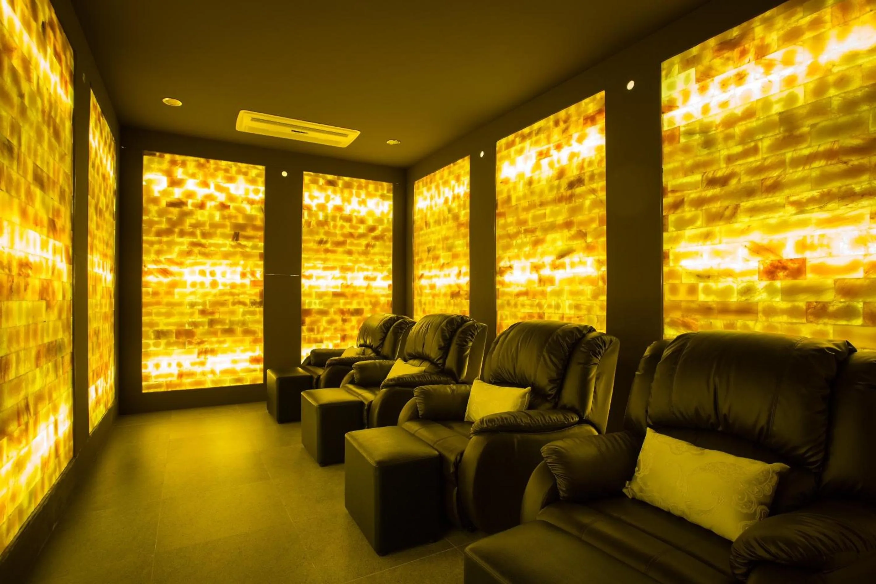 Massage in Lacol Khao Yai - A Chatrium Collection