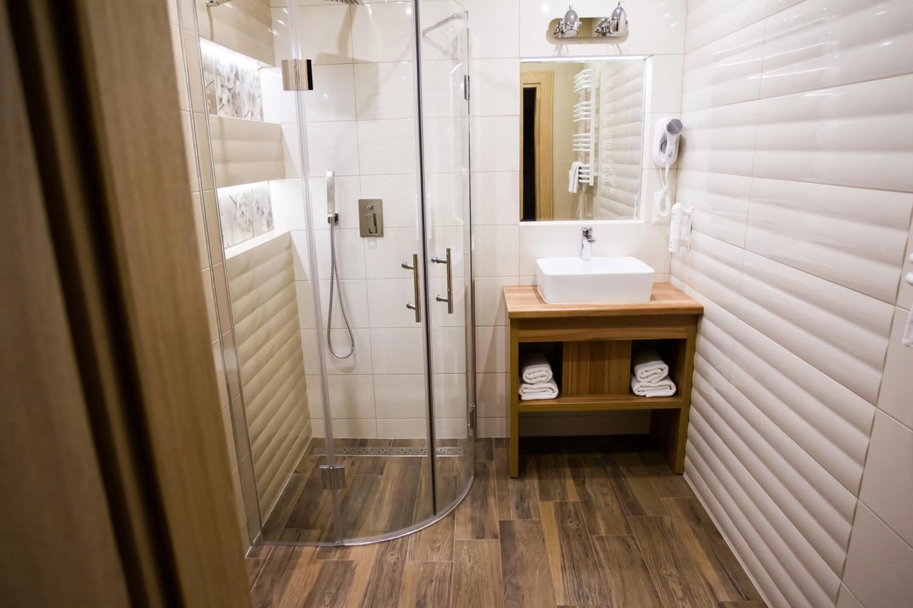 Shower in Hotel Coloseum