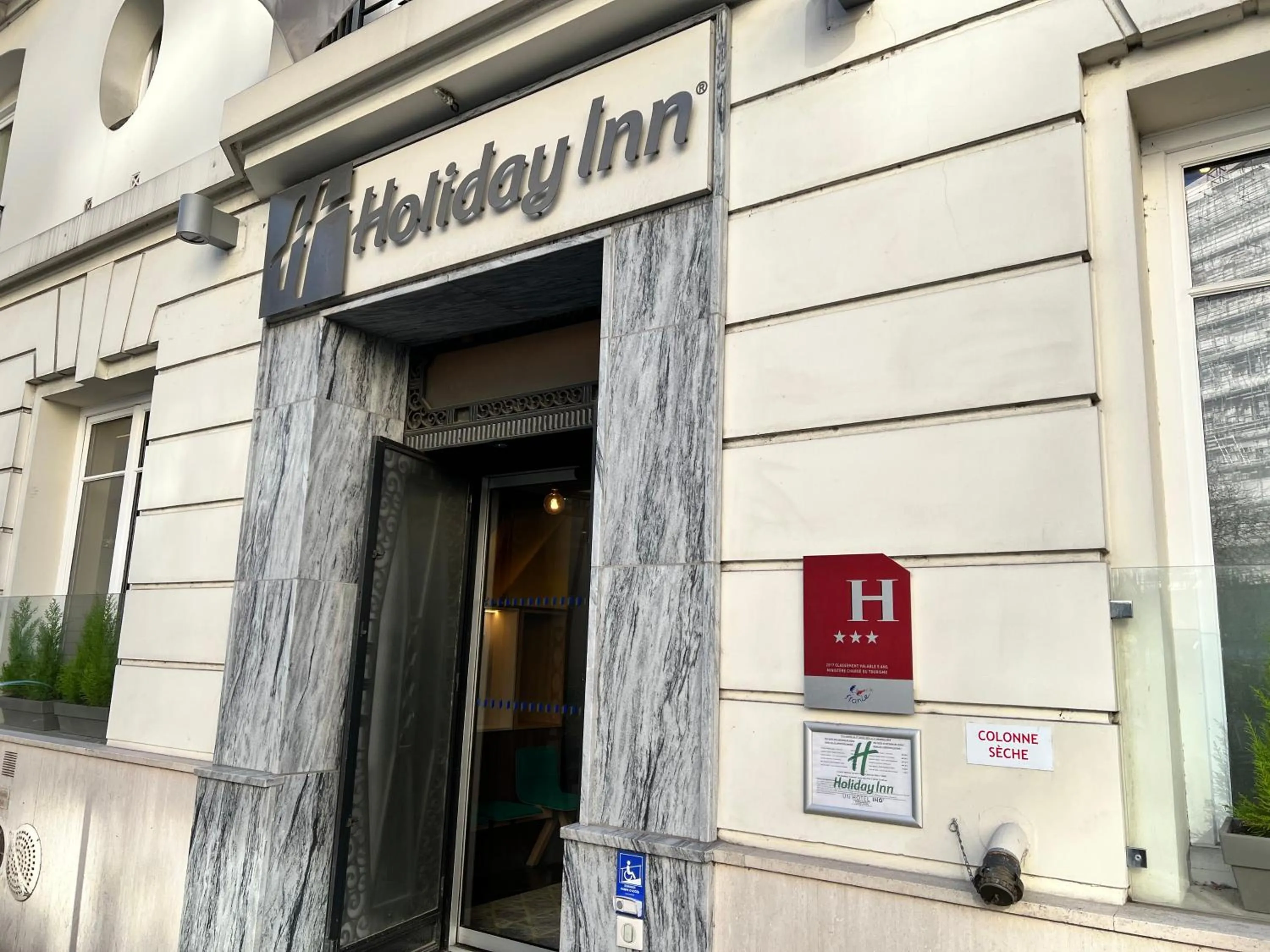 Property building in Holiday Inn Paris-Auteuil by IHG