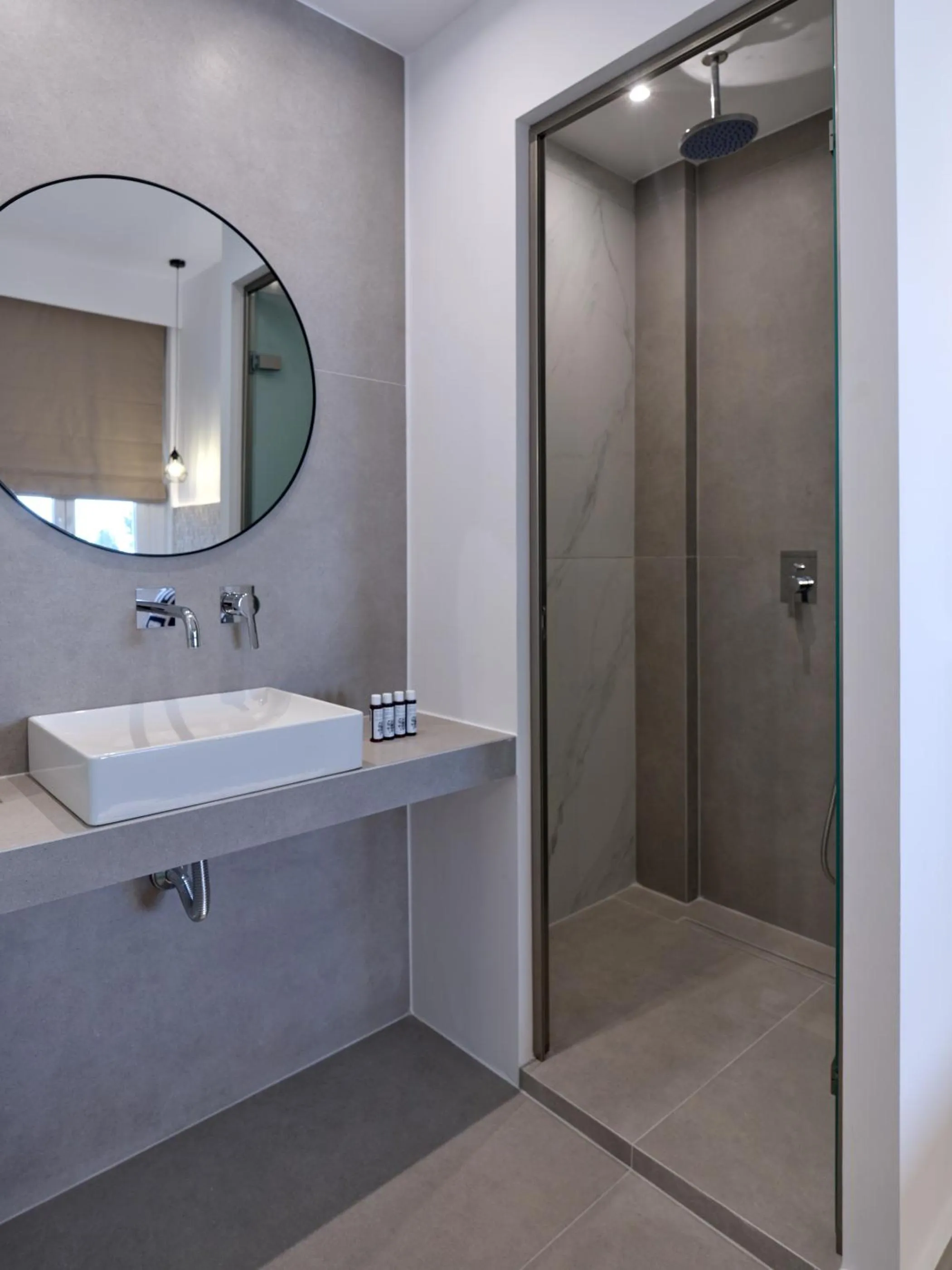 Bathroom in Acropolis