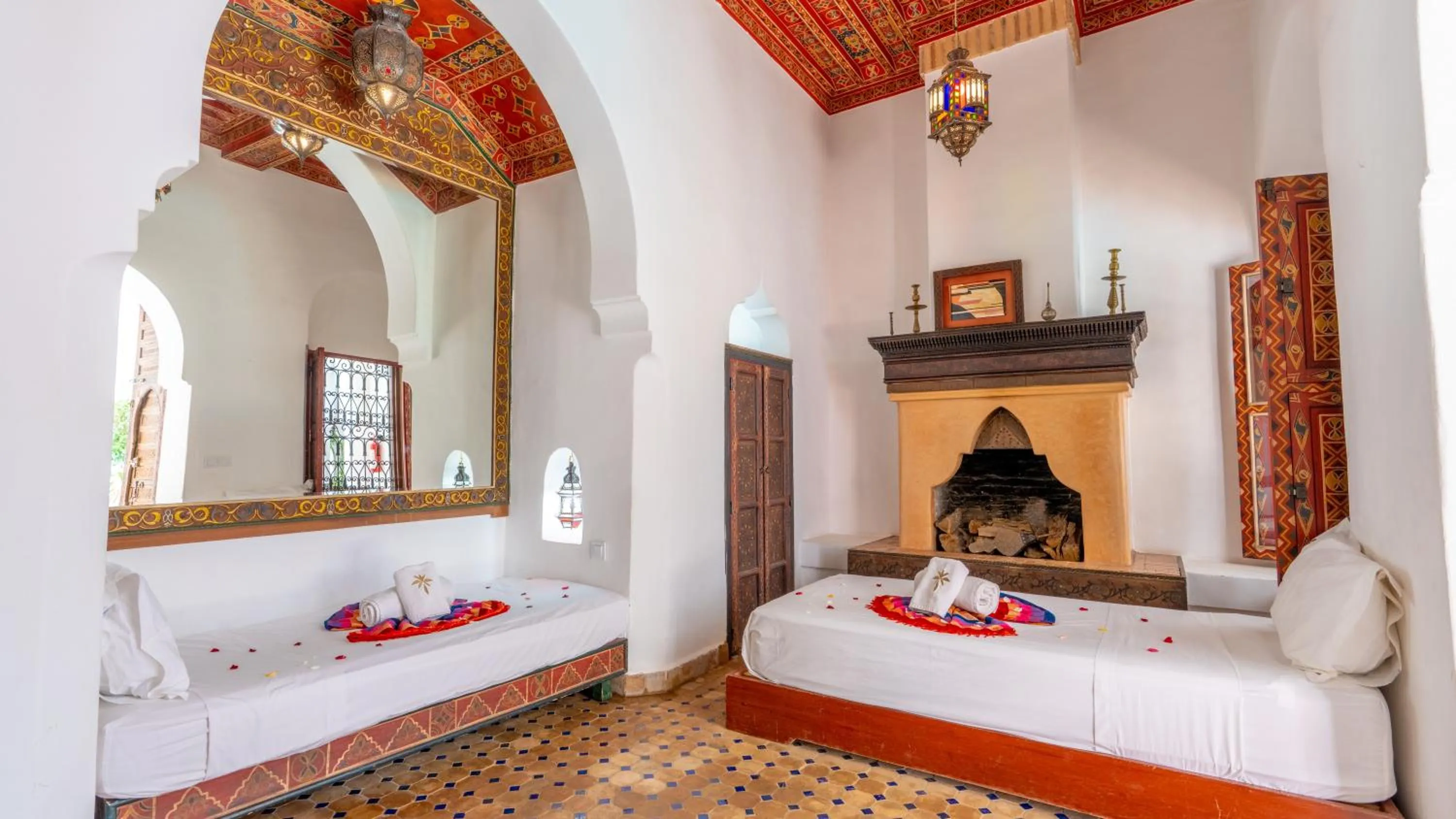 Bed in Riad Ghali Hotel & SPA