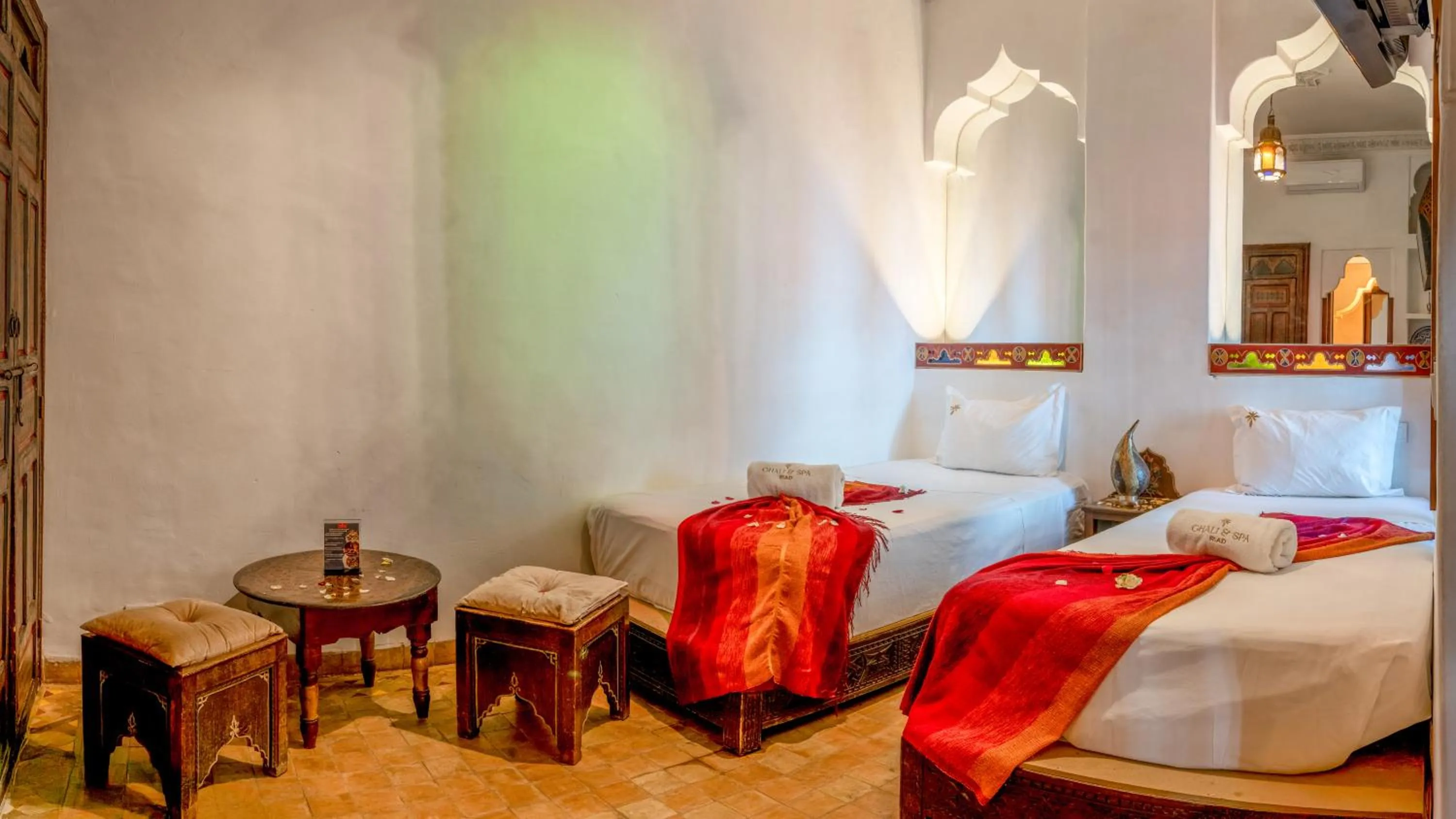 Bed in Riad Ghali Hotel & SPA