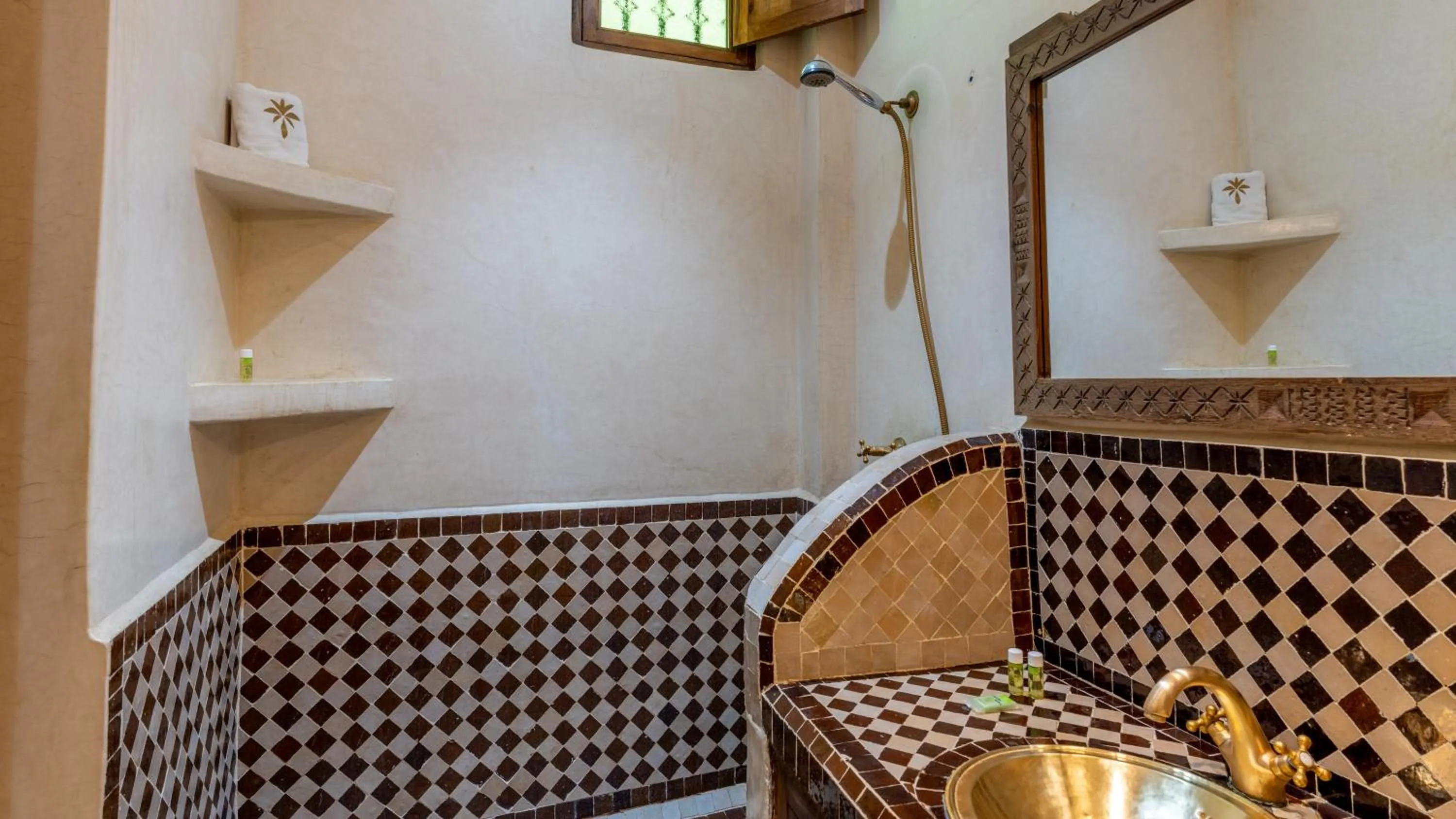 Shower in Riad Ghali Hotel & SPA