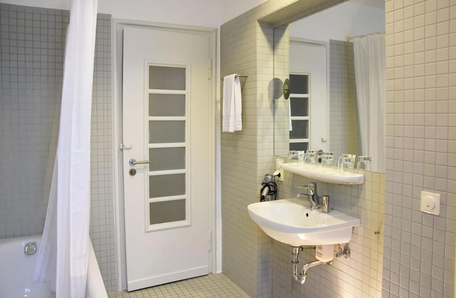 Bathroom in Robert-Schuman-Haus