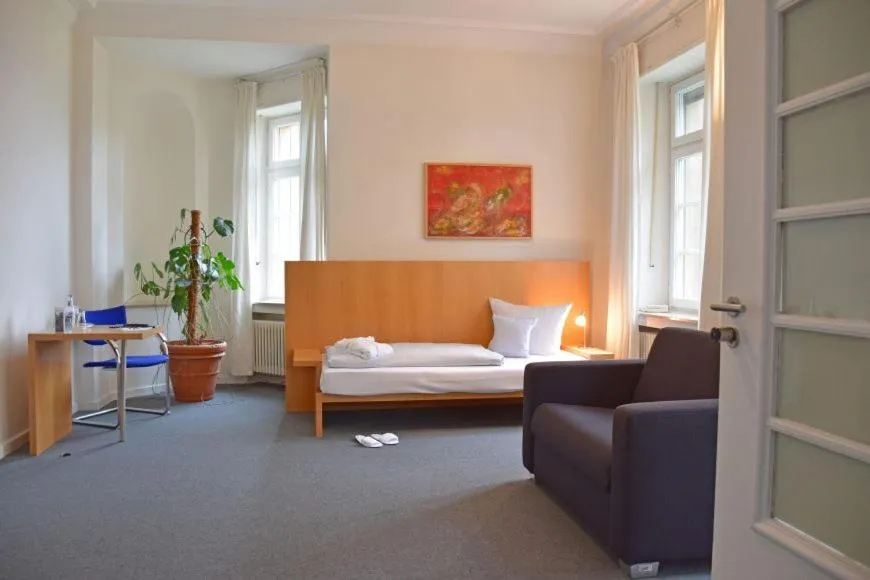 Photo of the whole room in Robert-Schuman-Haus