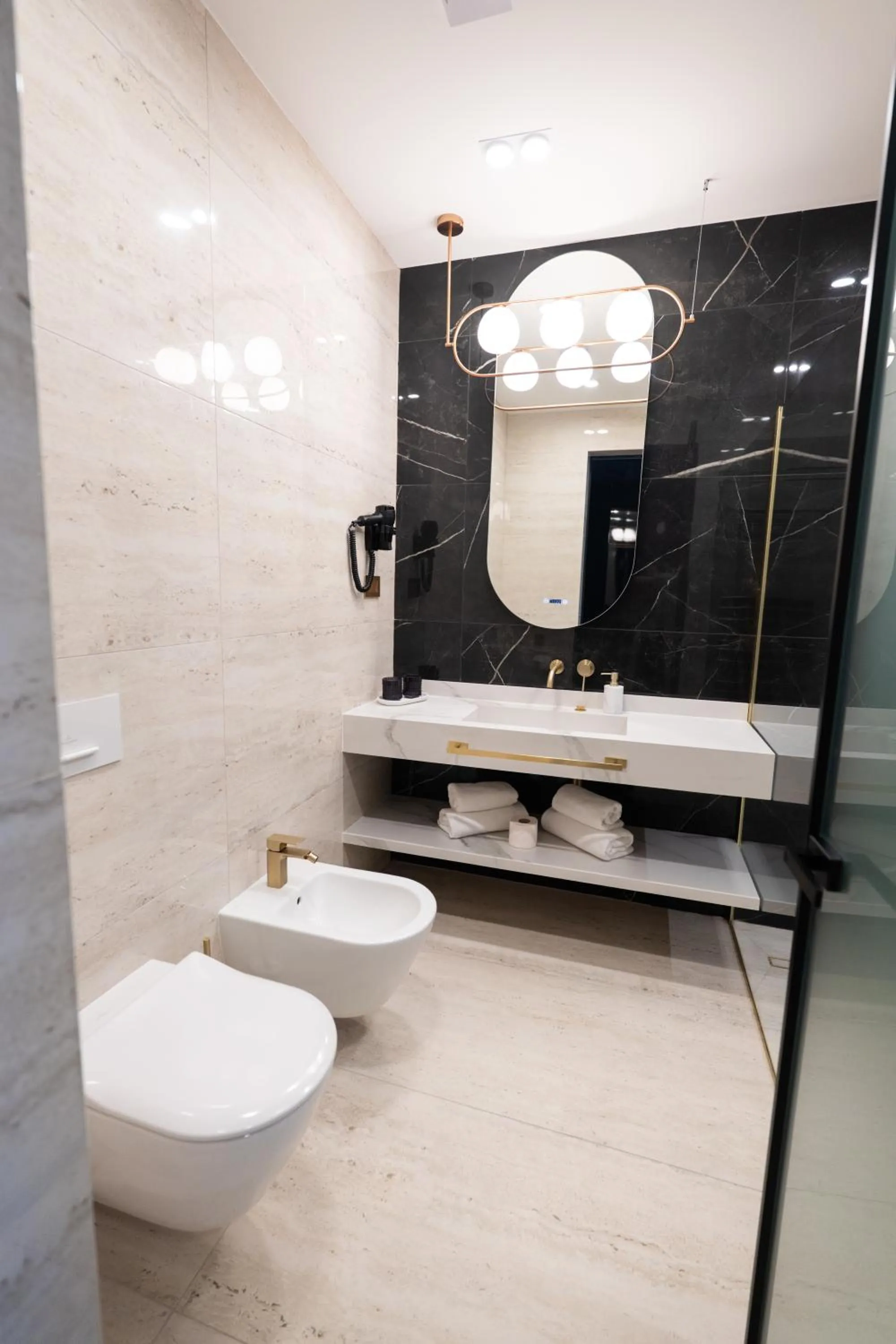 Shower in Hotel Gabriela