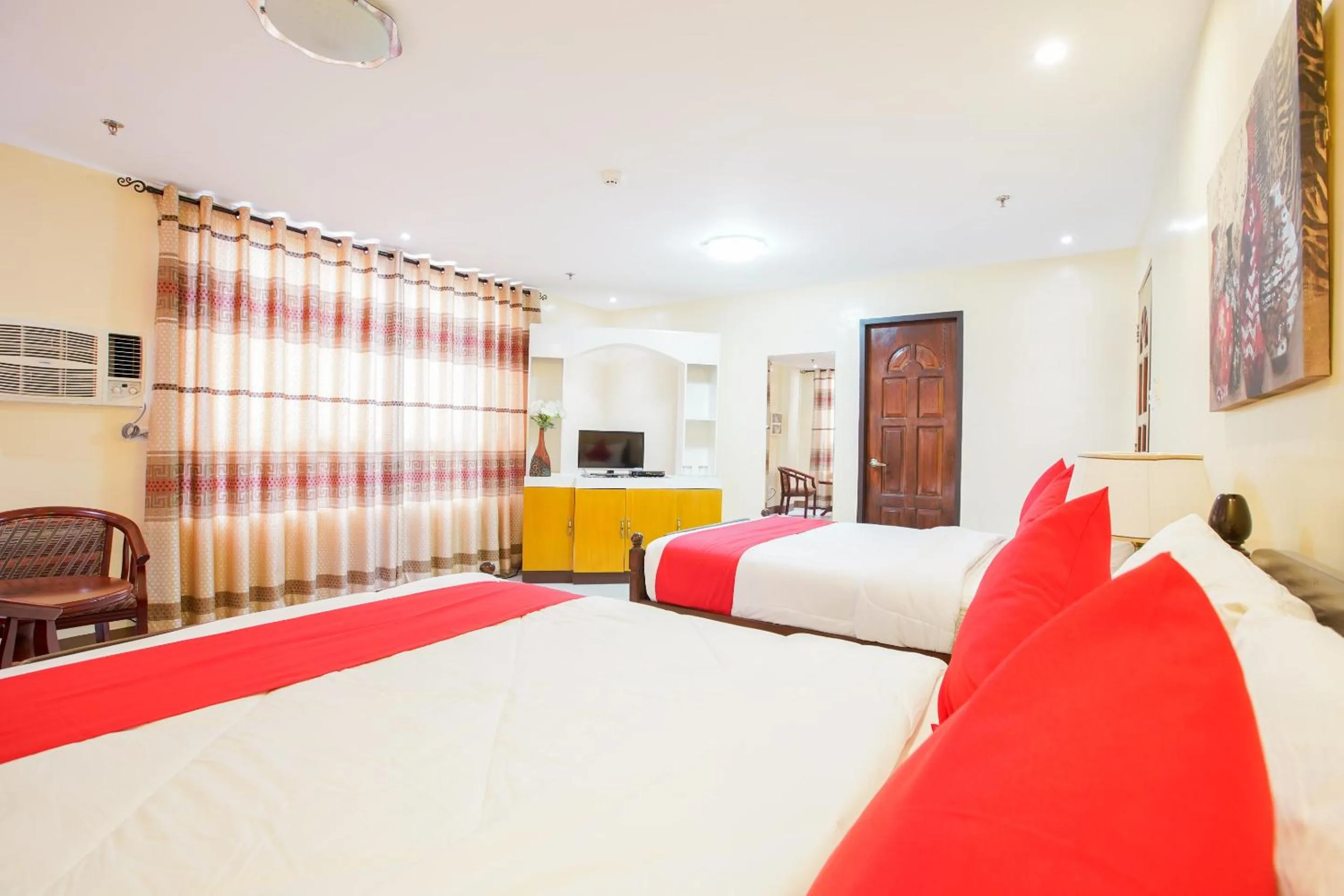 Bedroom, Bed in OYO 236 Hotel Edmundo