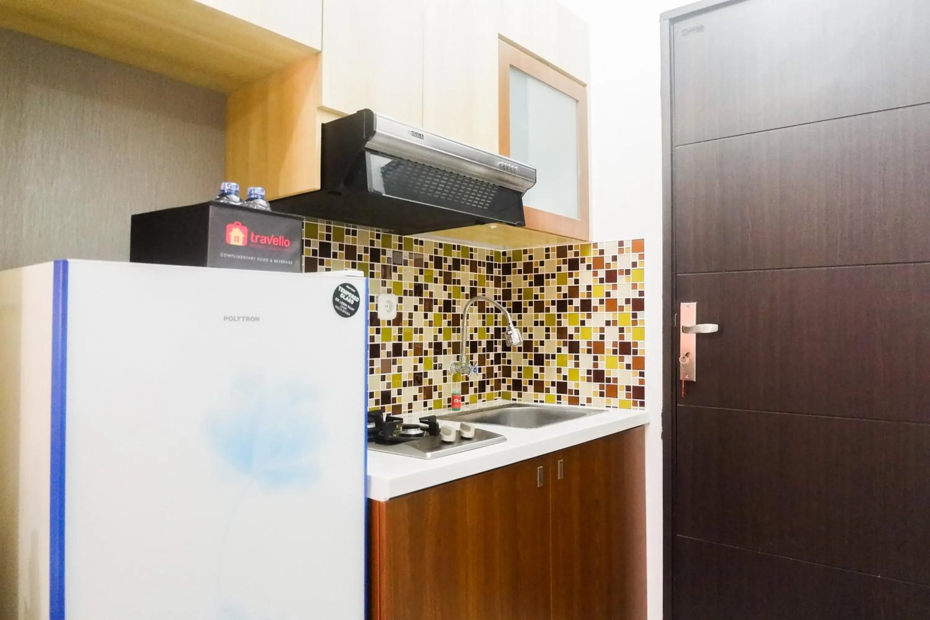 Comfy Studio Apartment at Menara Rungkut By Travelio