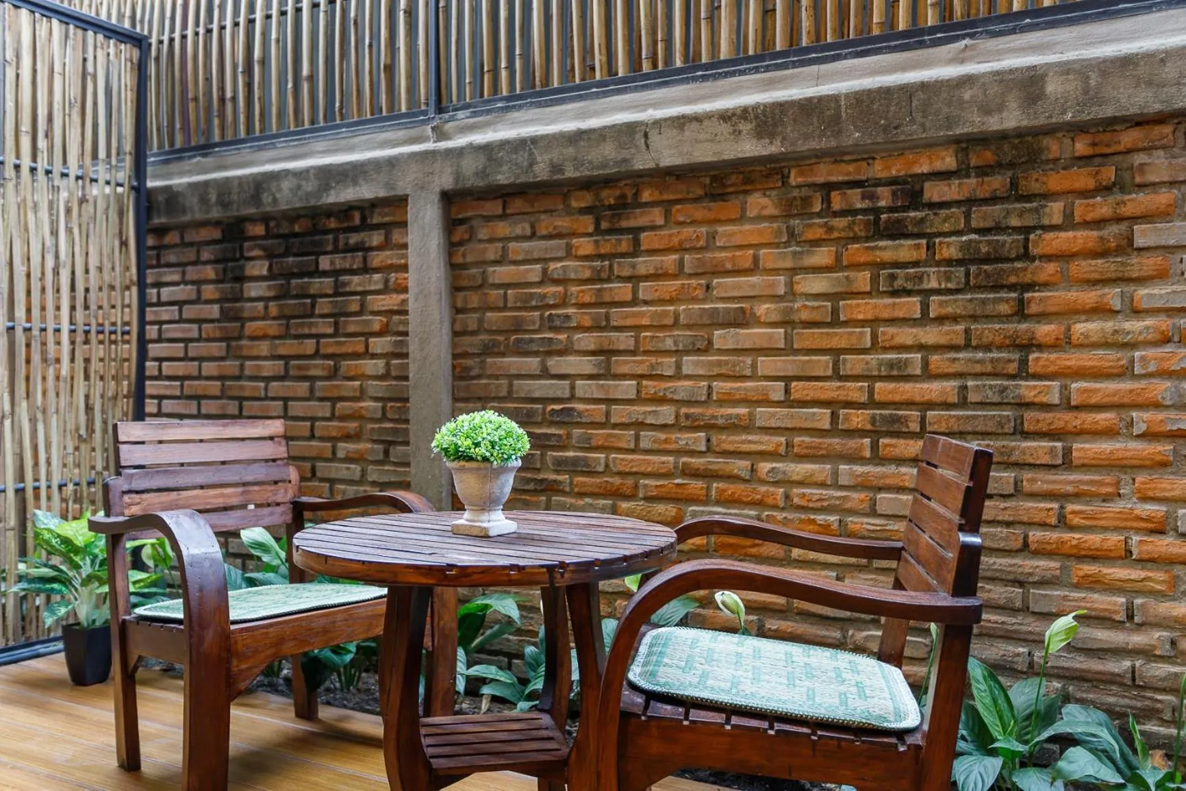 Patio in Hostel One Art and Gallery