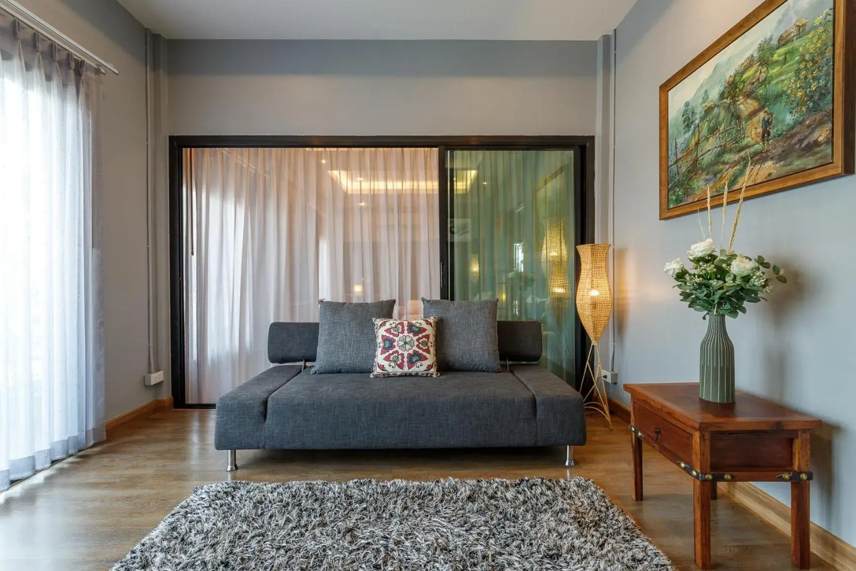 Triple Room with Balcony in Hostel One Art and Gallery Triple Room with Balcony in Hostel One Art and Gallery