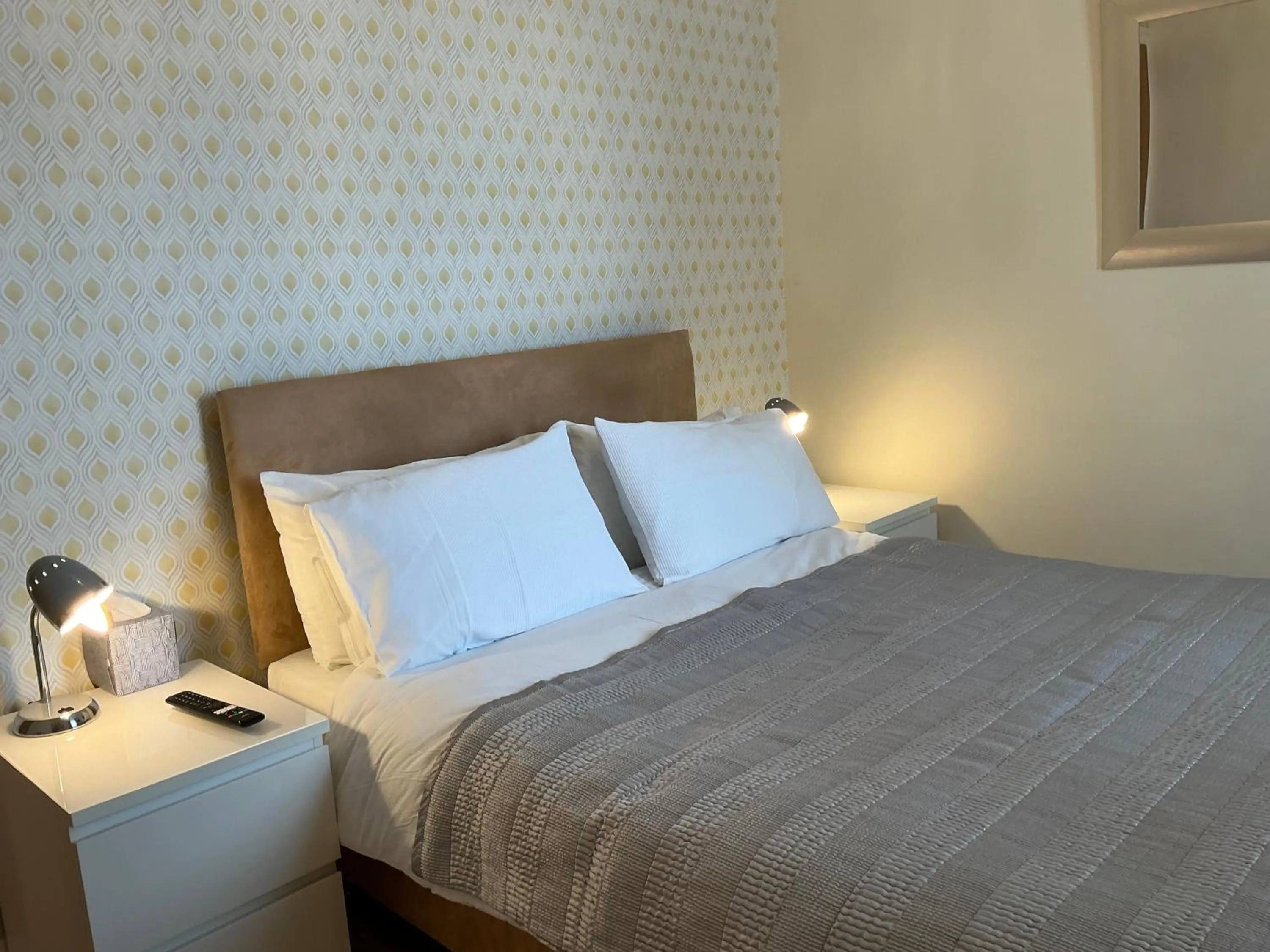 Bedroom, Bed in Hillcrest Bed & Breakfast