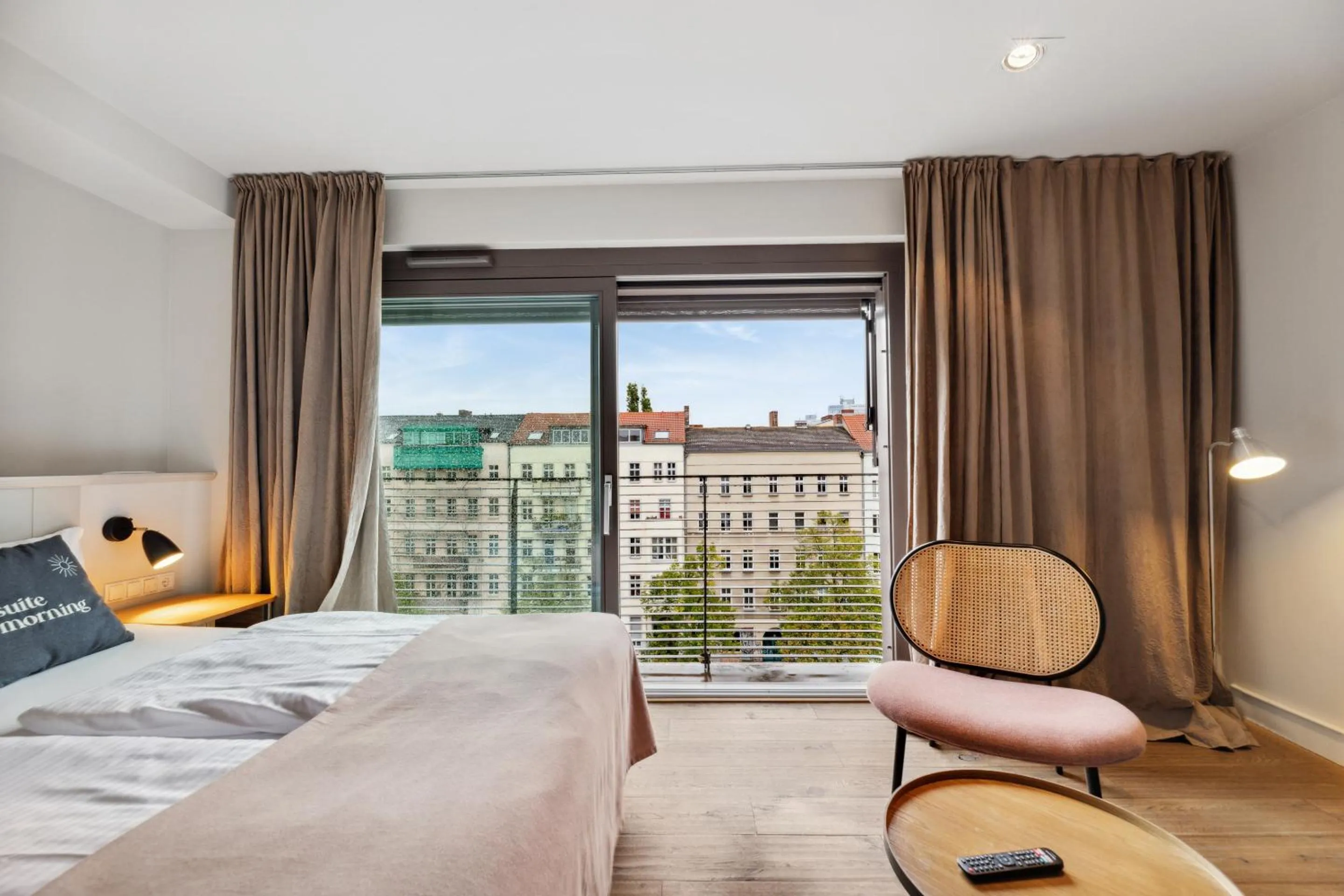 Bed in Limehome Berlin Prenzlauer Allee - Digital Access