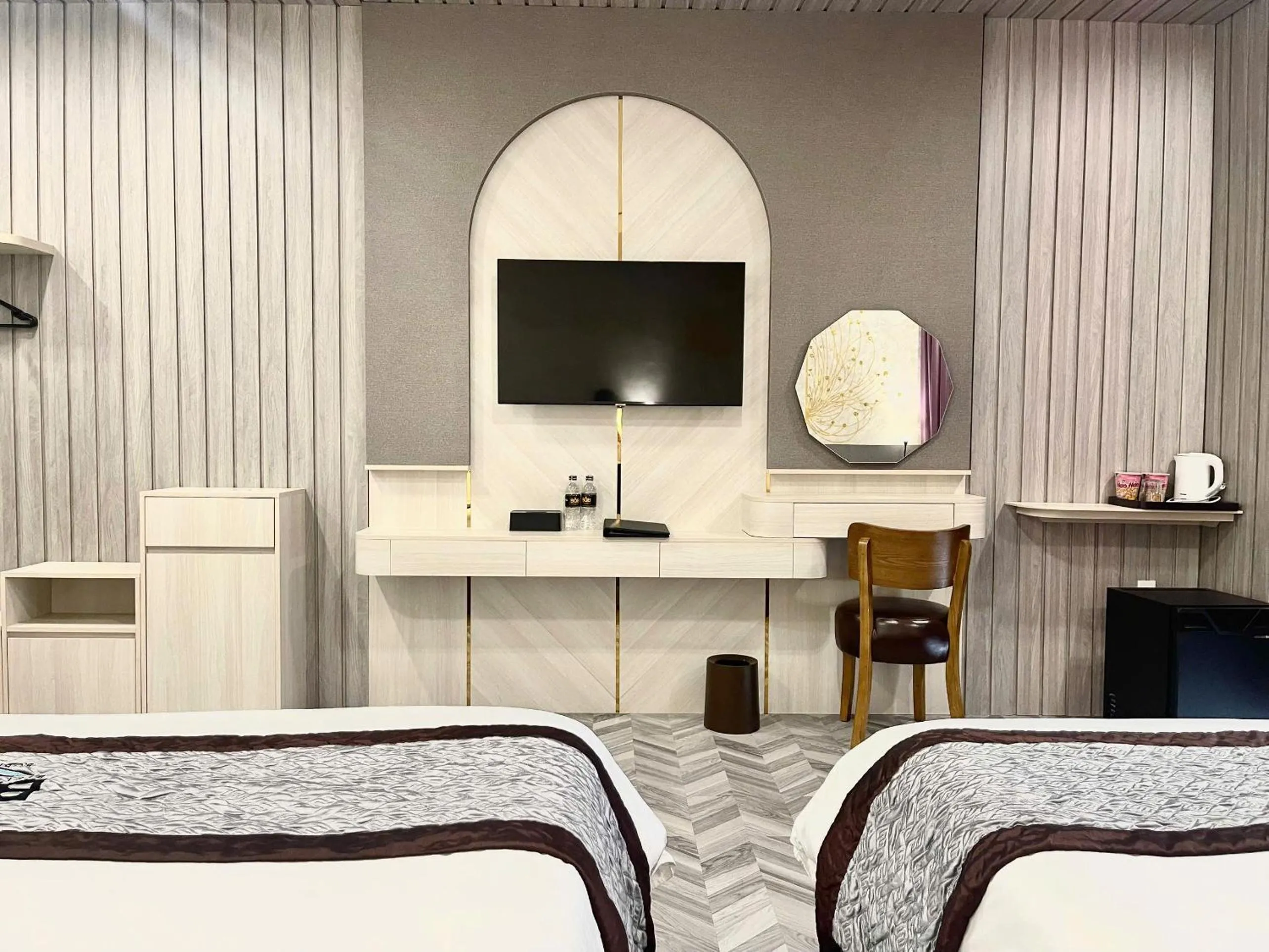 Bedroom, Bed in B.O.B Hotel