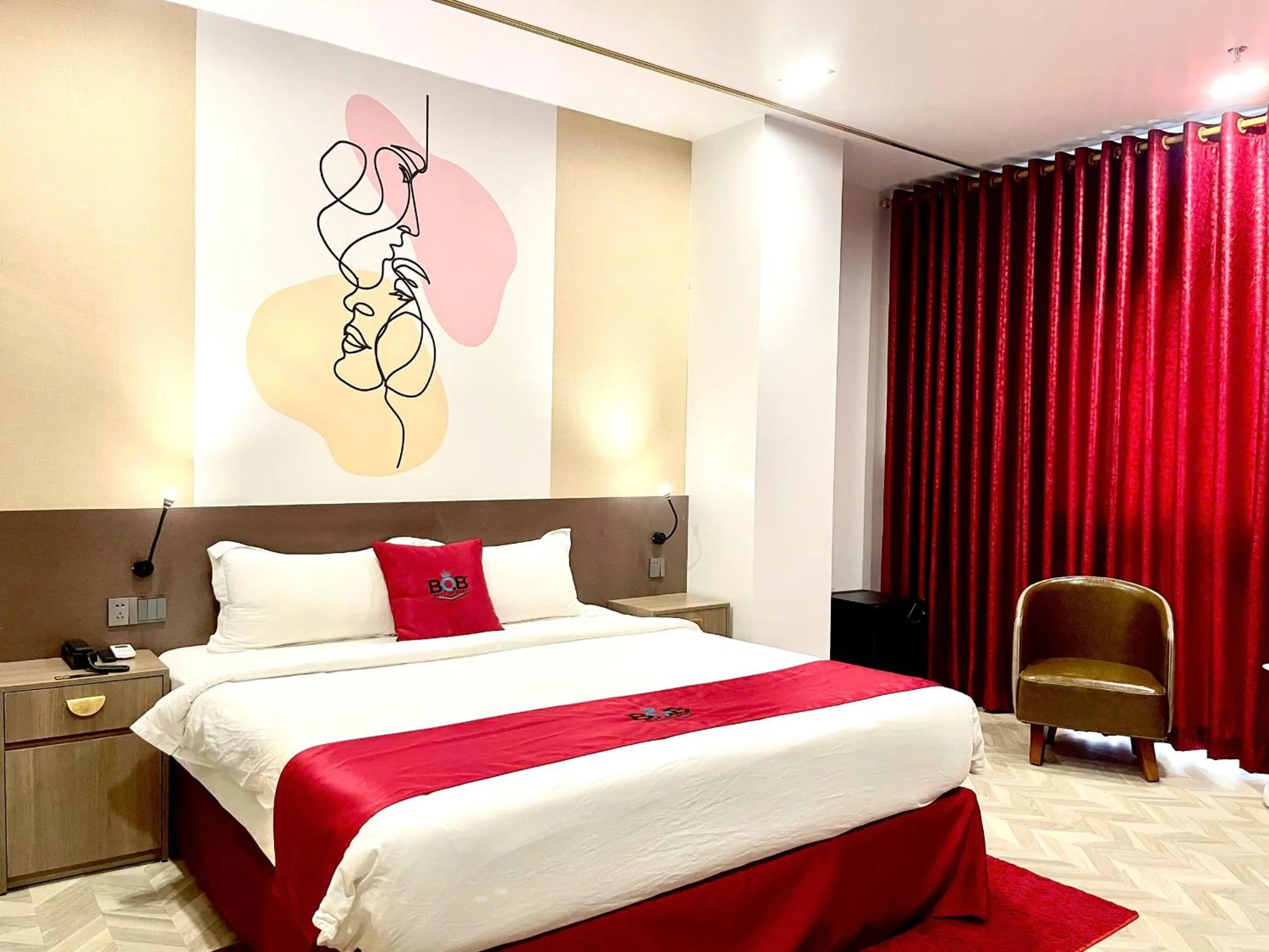 Bedroom, Bed in B.O.B Hotel