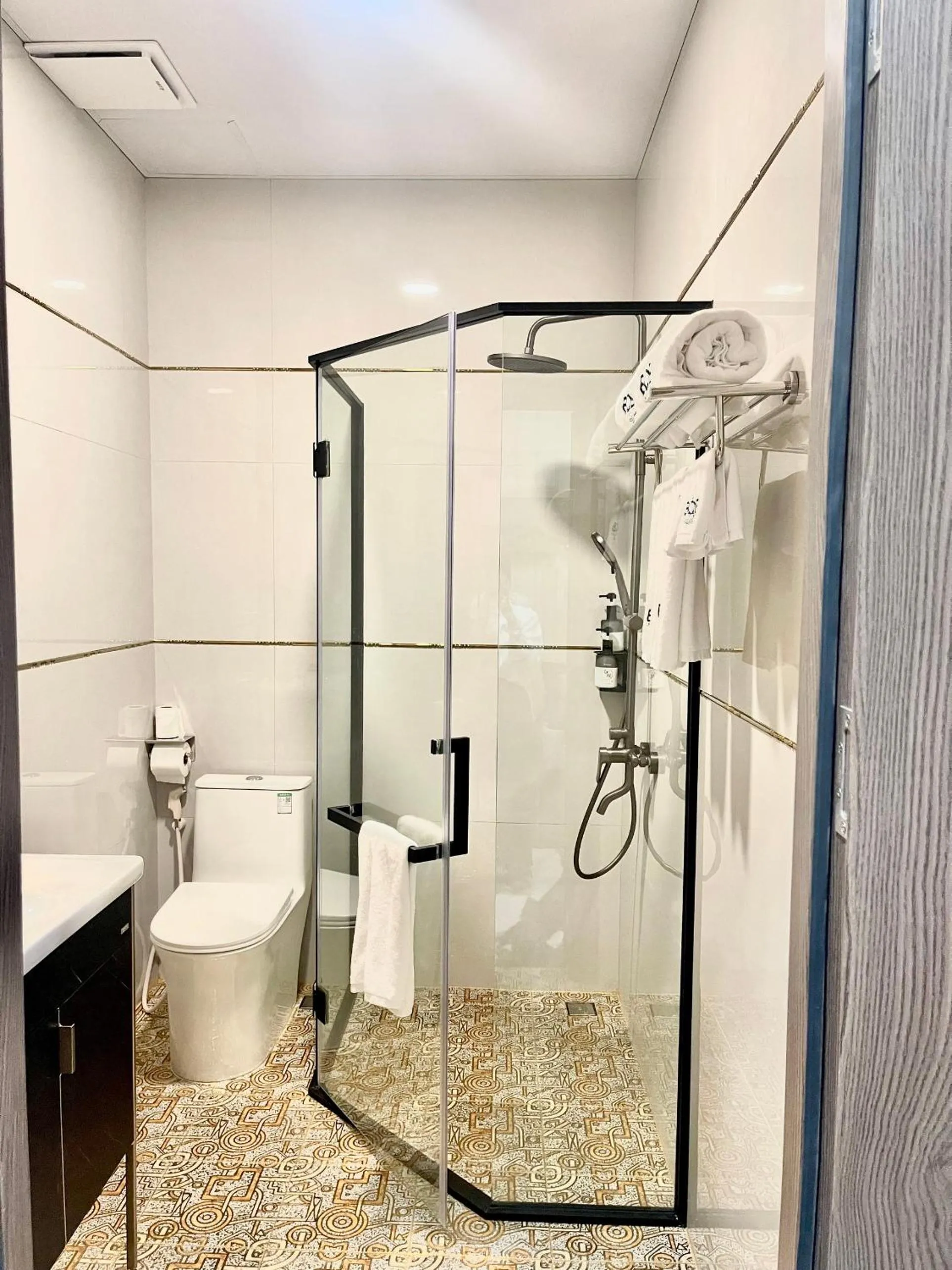 Shower in B.O.B Hotel