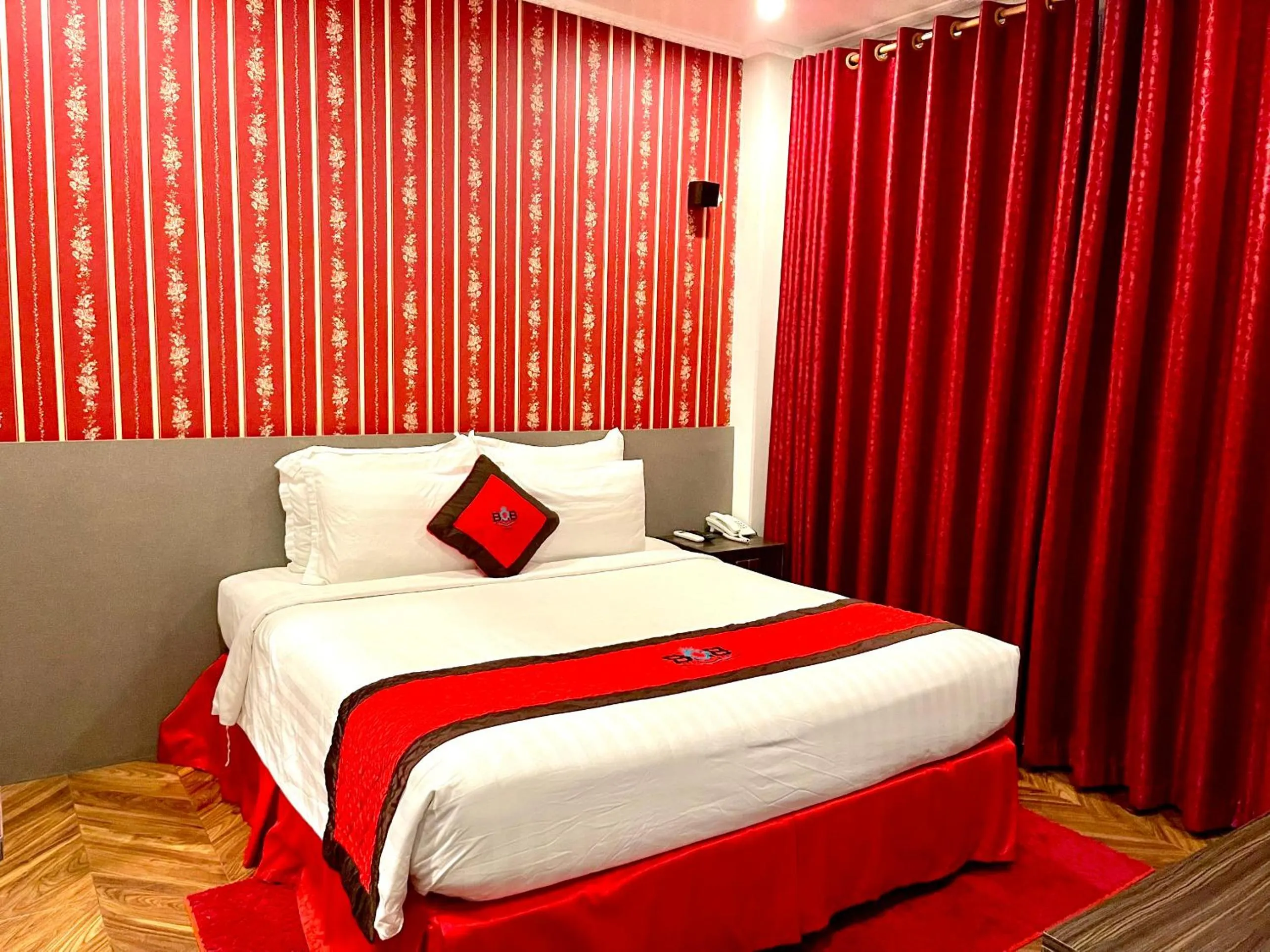 Bedroom, Bed in B.O.B Hotel