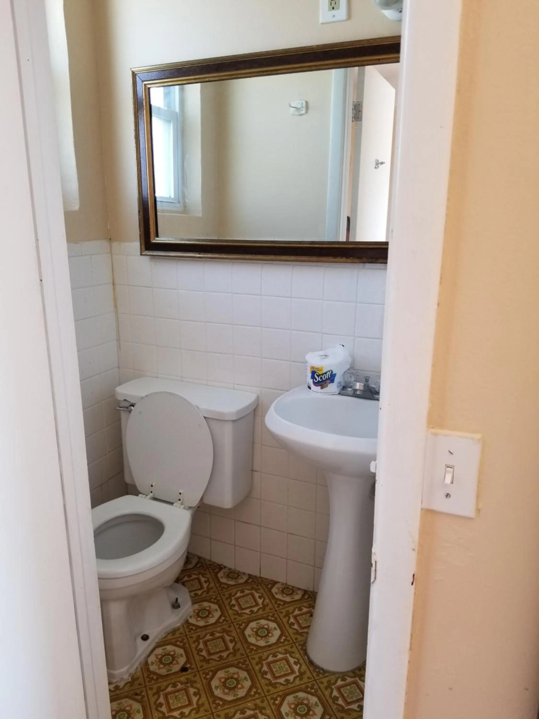 Bathroom in Atlantic Inn