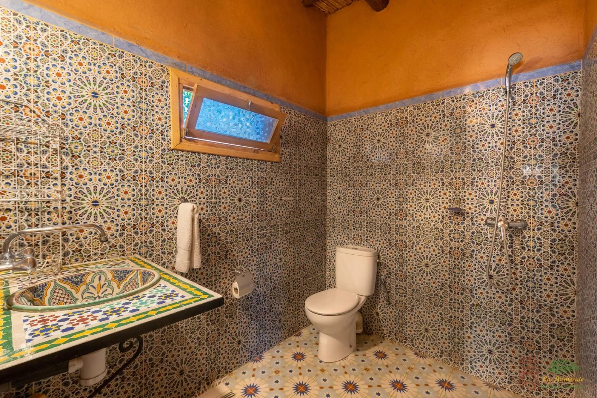 Toilet in Ecolodge La Palmeraie