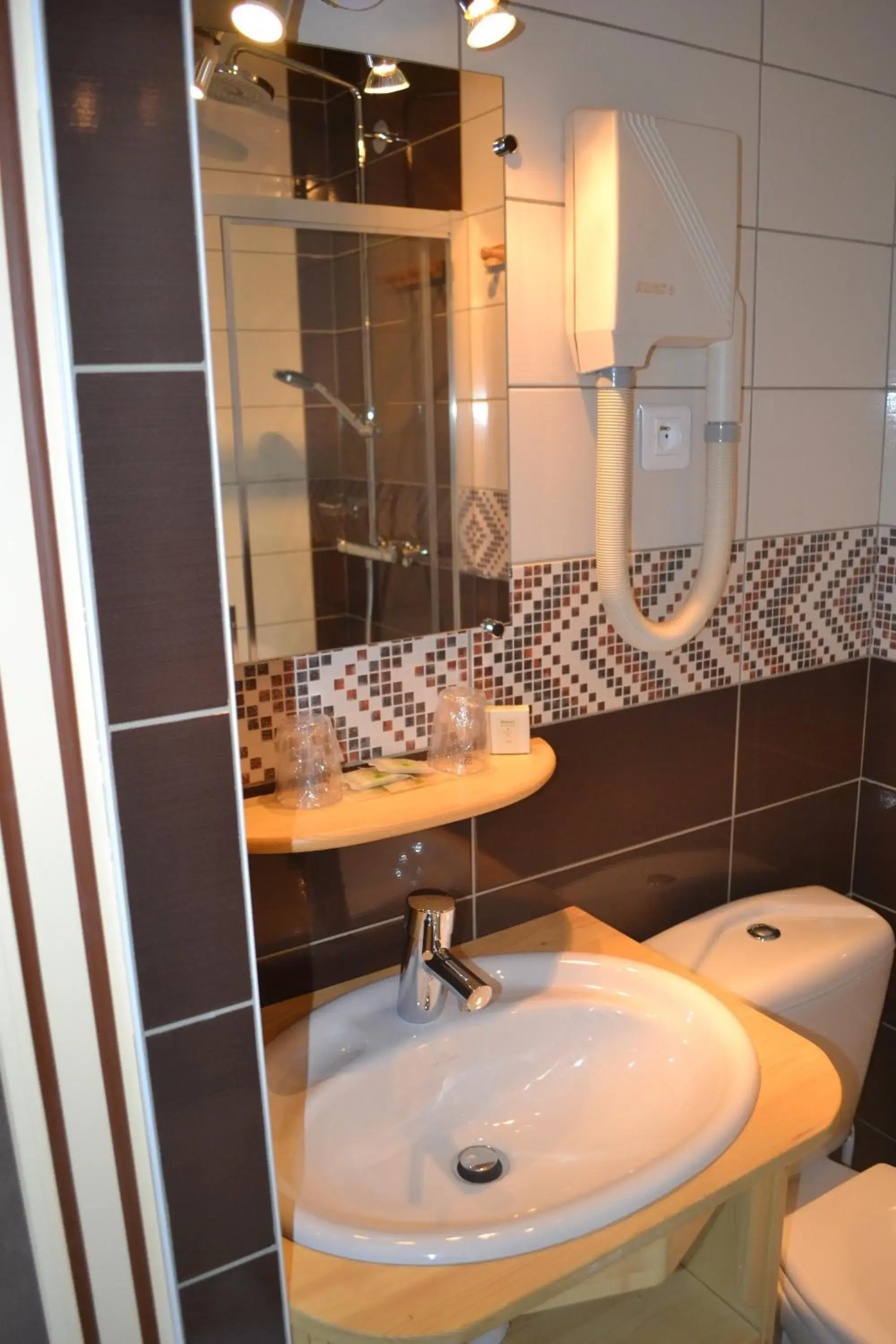 Standard Double Room in Auberge du Hérisson Standard Double Room in Auberge du Hérisson