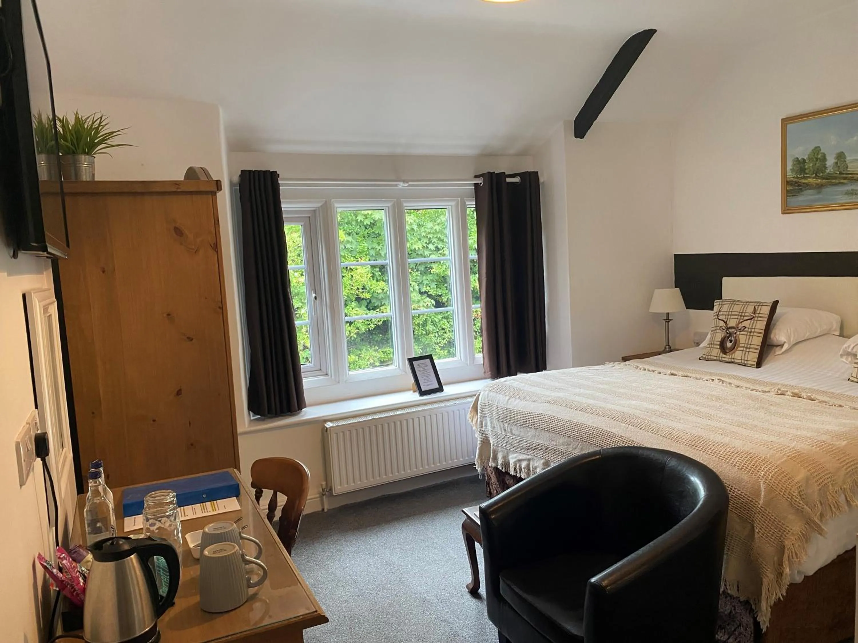 Bed in Parrett Hotel