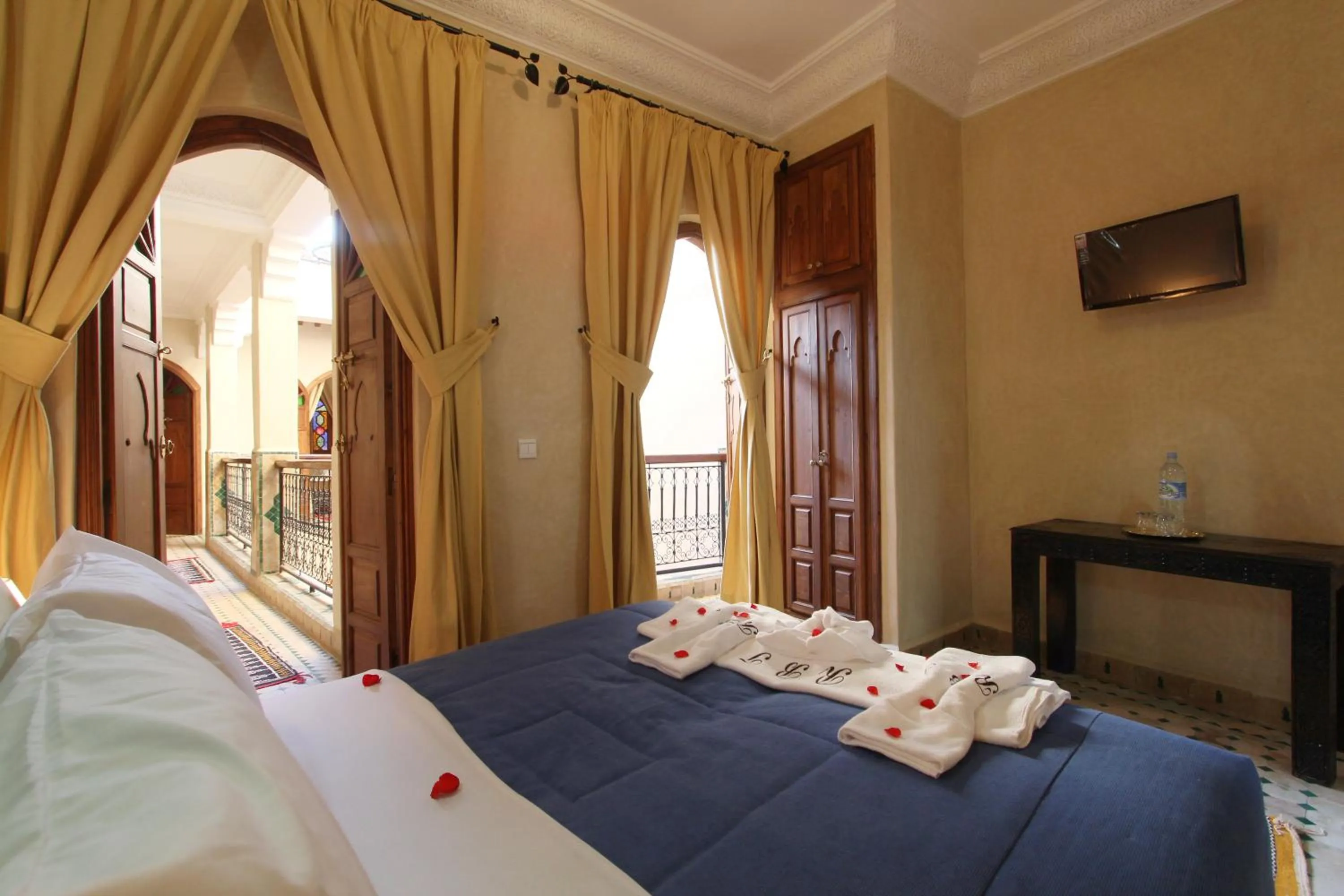 Decorative detail, Bed in Riad Bab Tilila