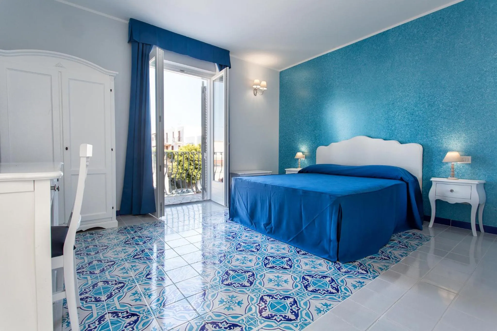 Bed in Odysseus Hotel