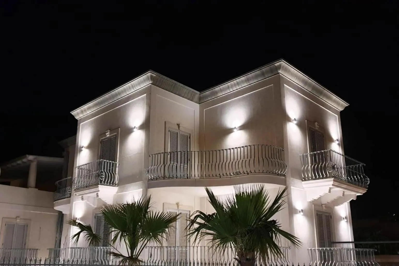 Property building in Odysseus Hotel